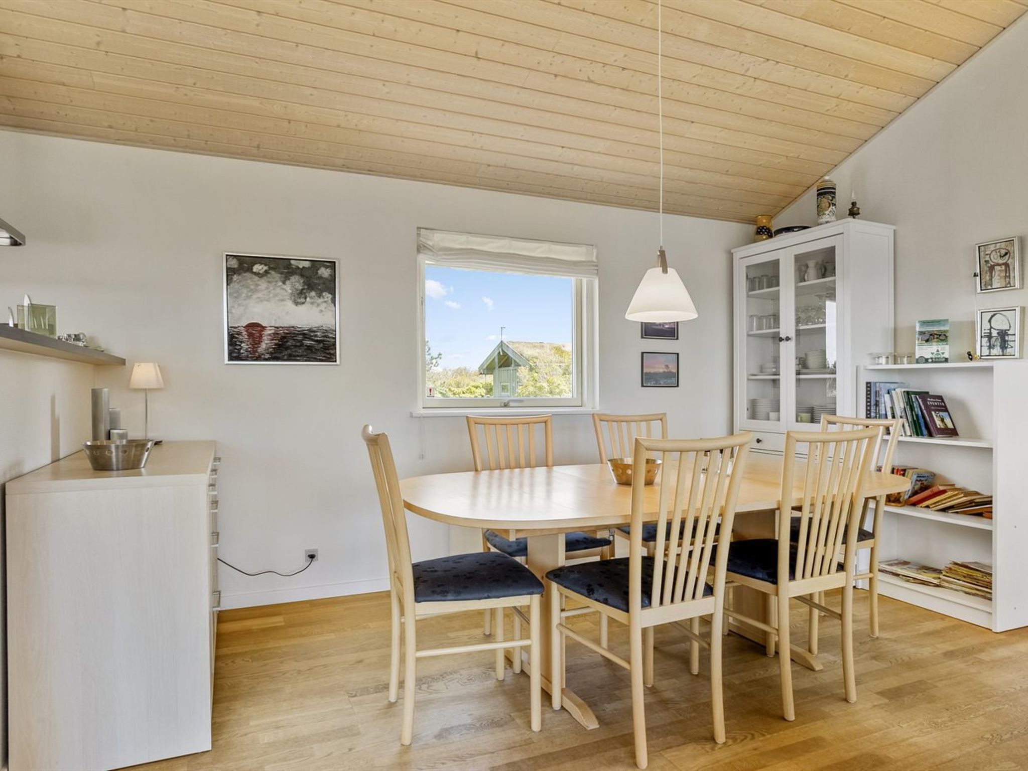 "Joris" - 1.5km from the sea-Dedans