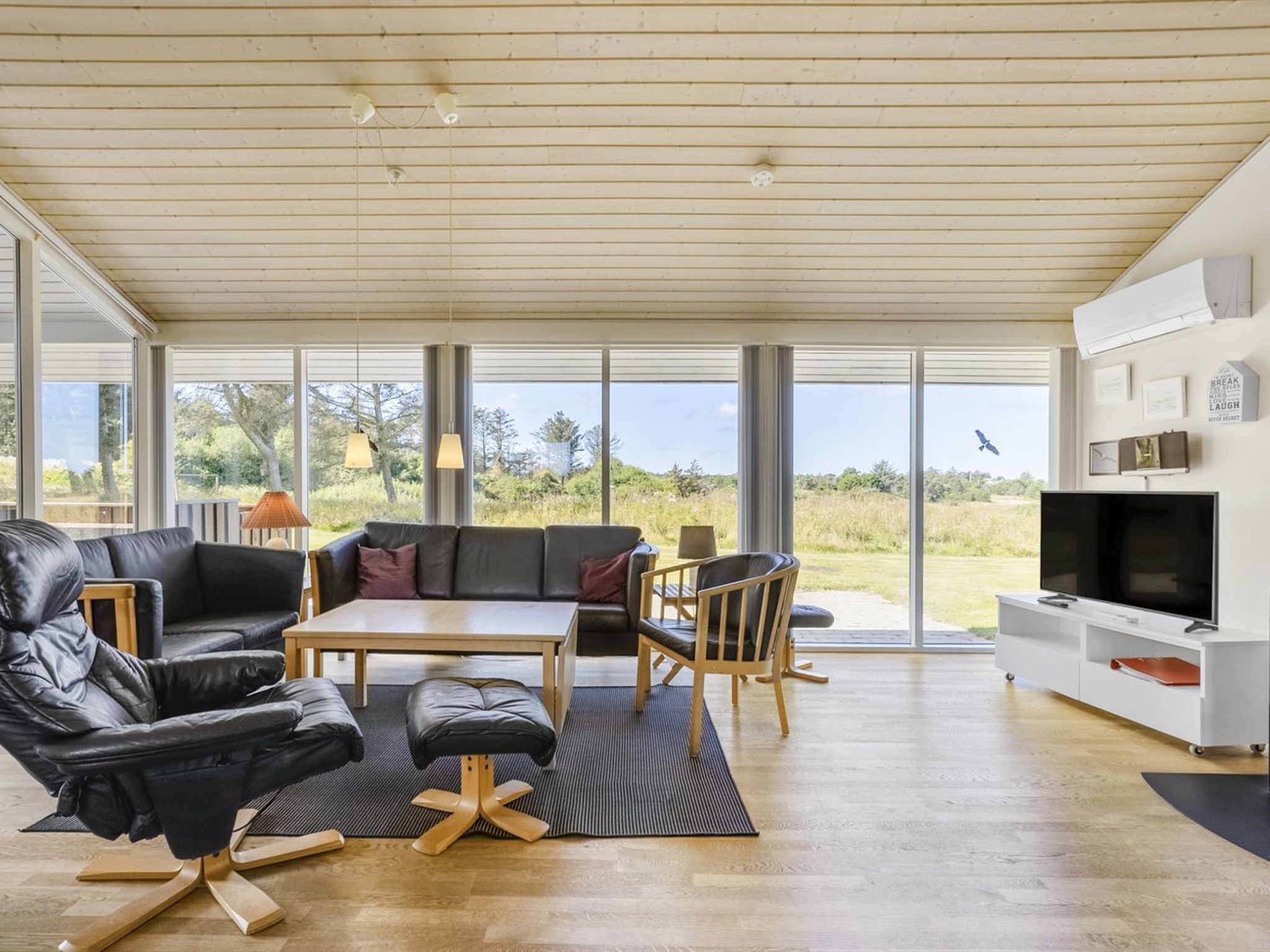 "Joris" - 1.5km from the sea-Dedans