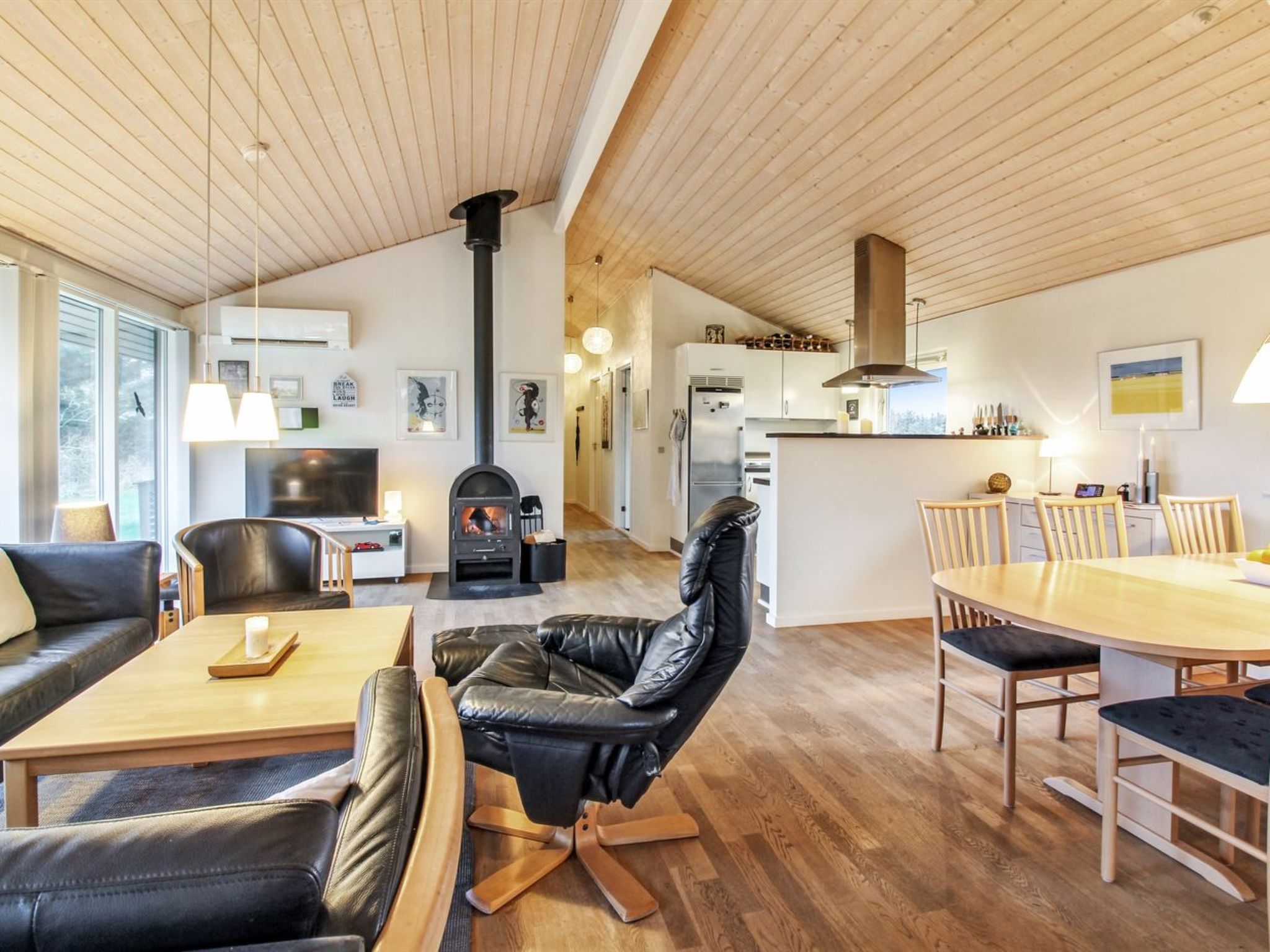 "Joris" - 1.5km from the sea-Dedans