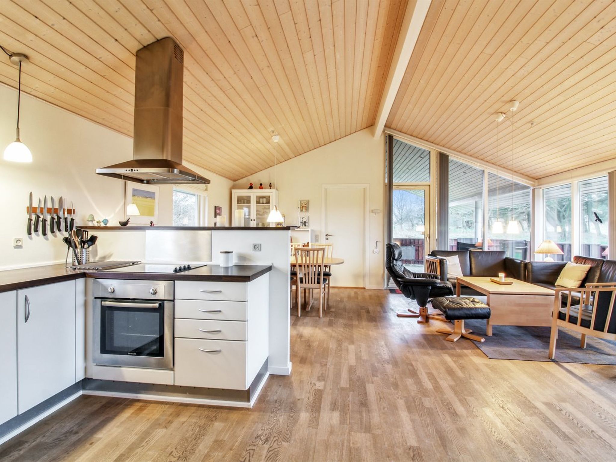 "Joris" - 1.5km from the sea-Dedans