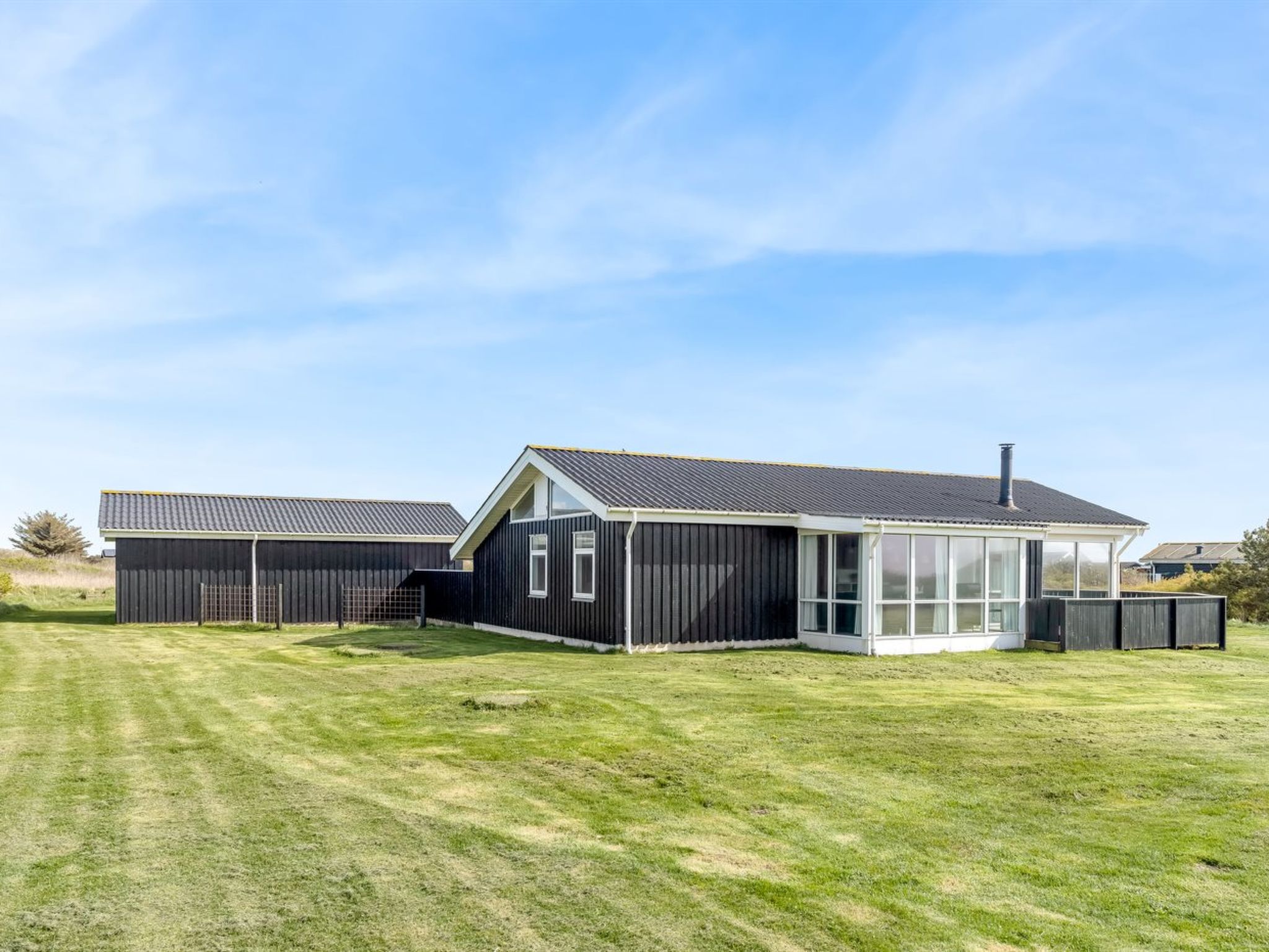 "Arild" - 300m from the sea - Buiten