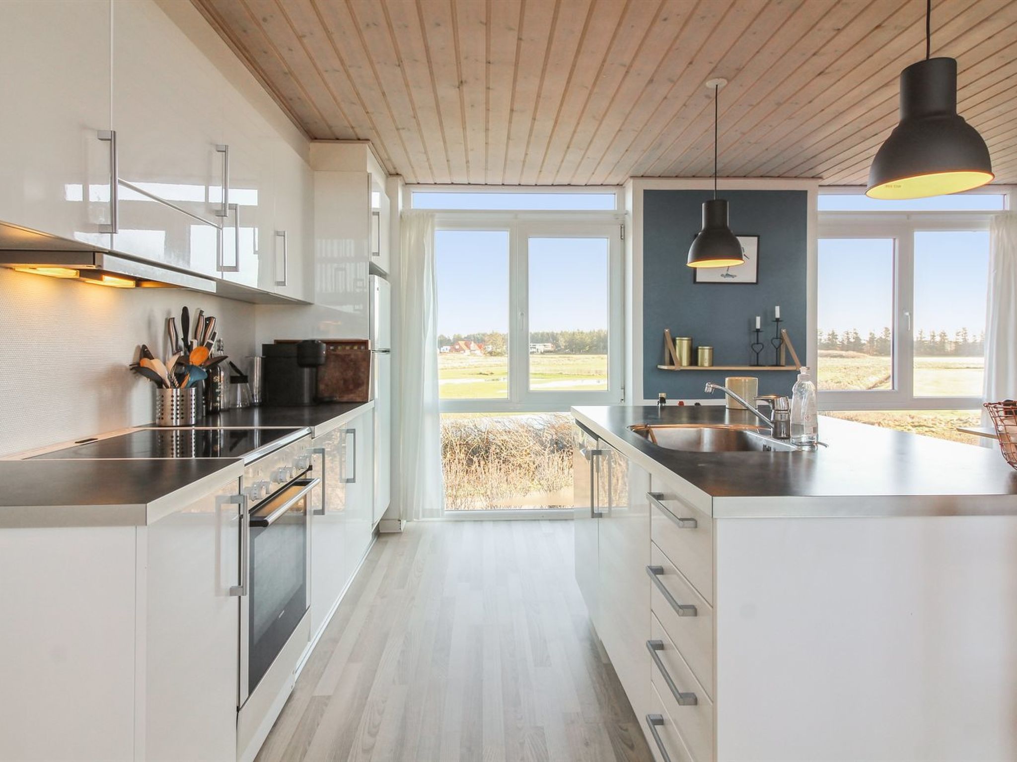 "Truls" - 700m from the sea - Dedans