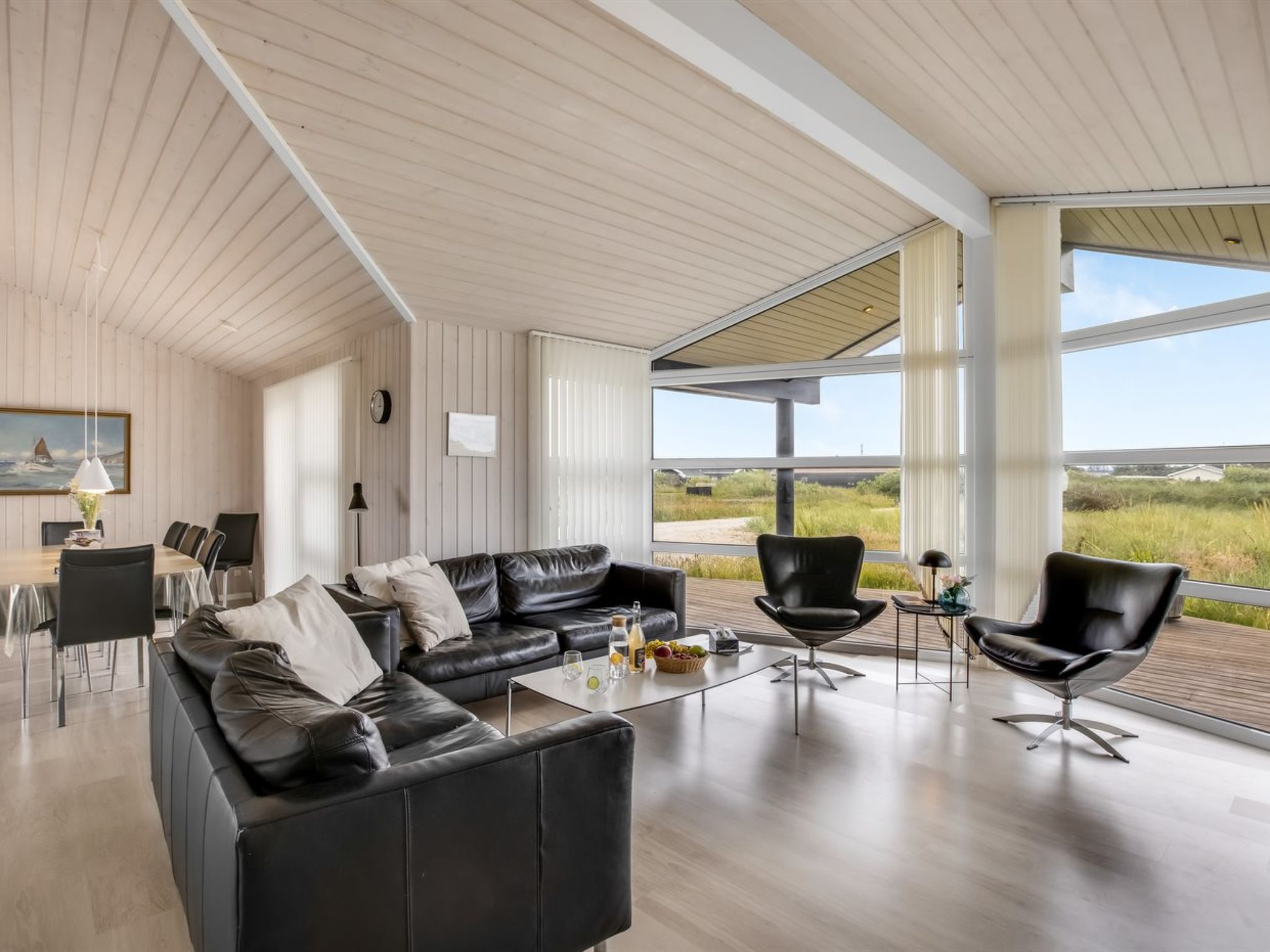 "Lennart" - 300m from the sea-Binnen
