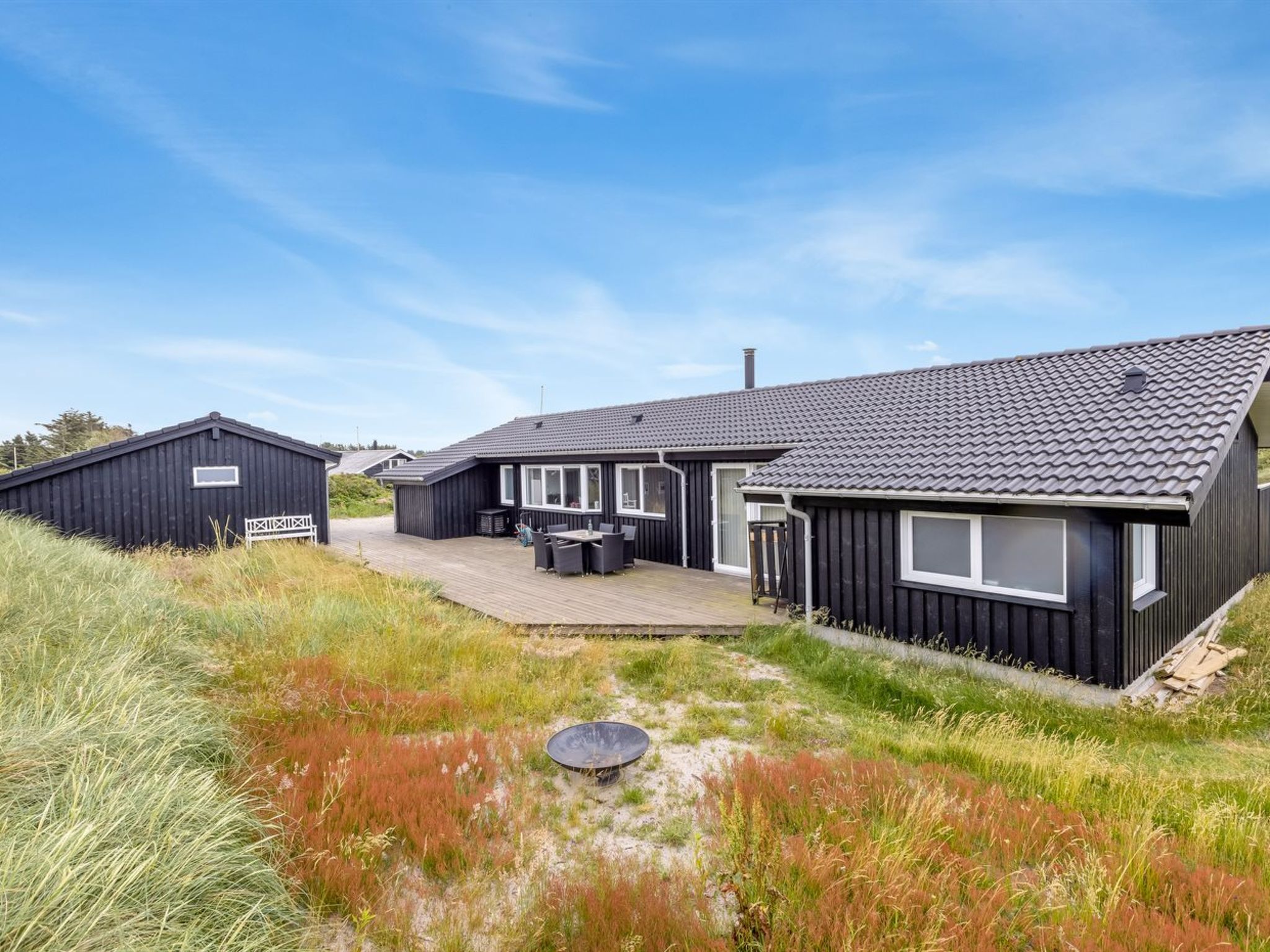 "Lennart" - 300m from the sea - Buiten