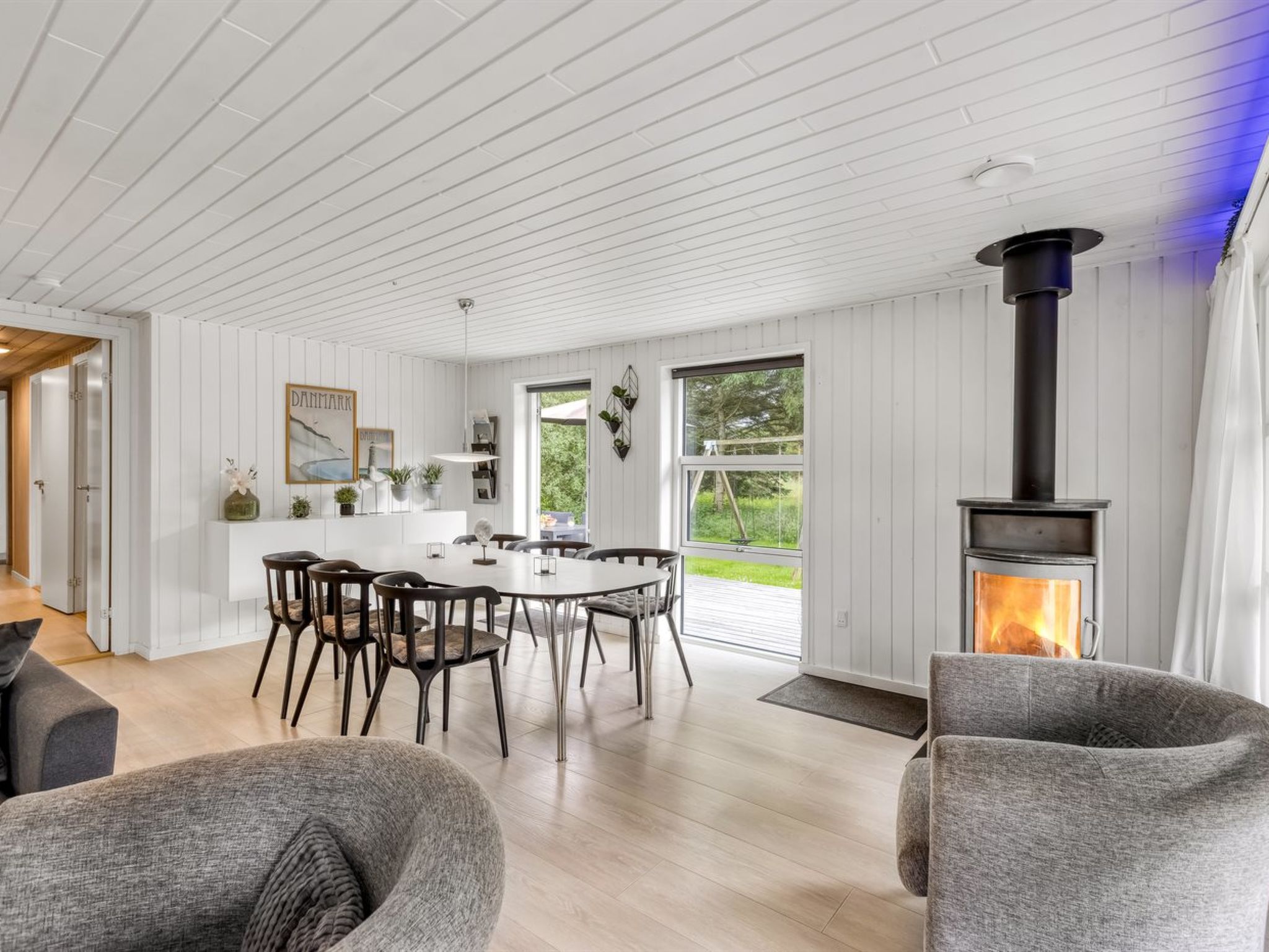 "Yngve" - 1.2km from the sea - Drinnen