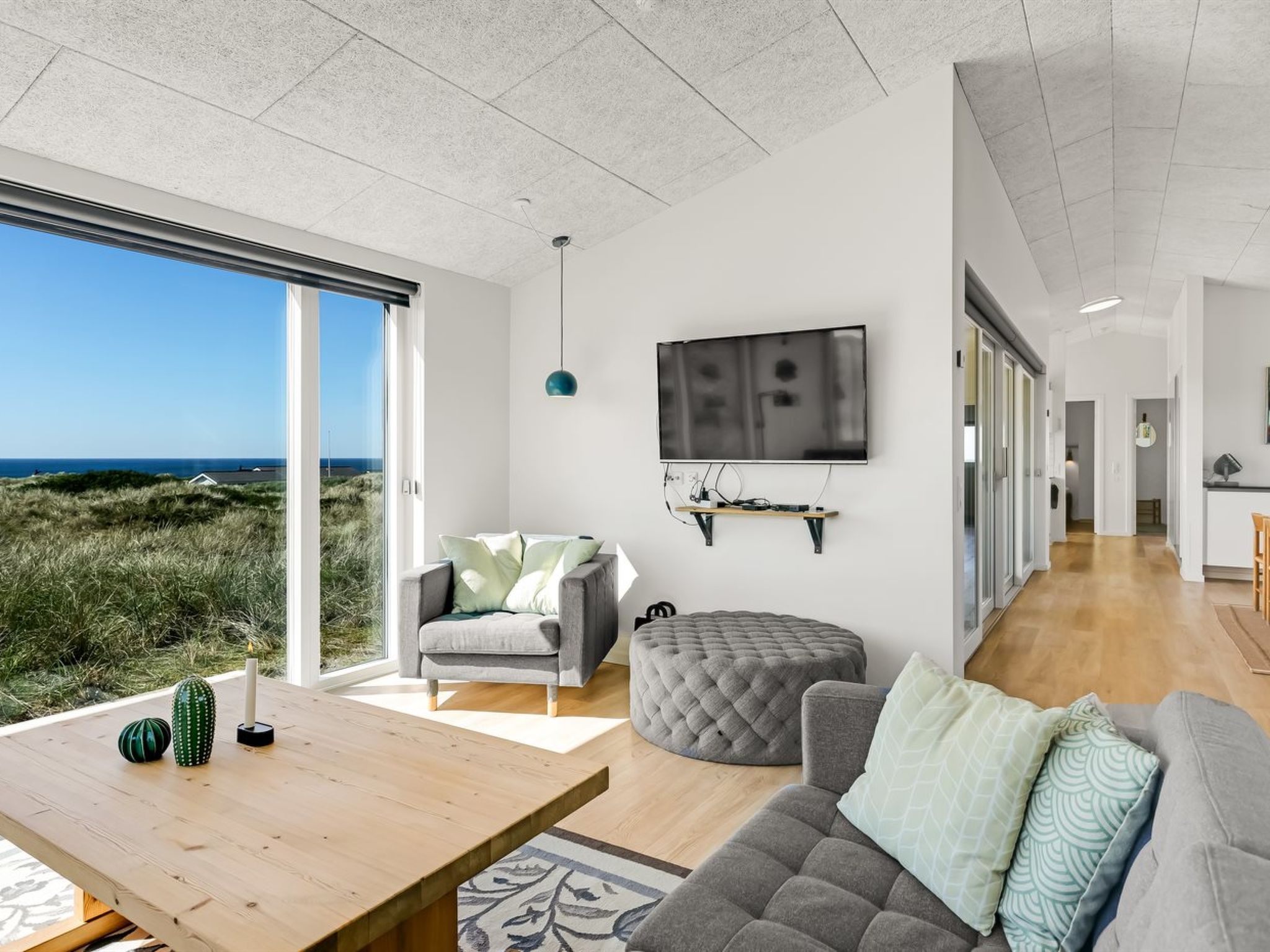 "Carit" - 450m from the sea - Binnen