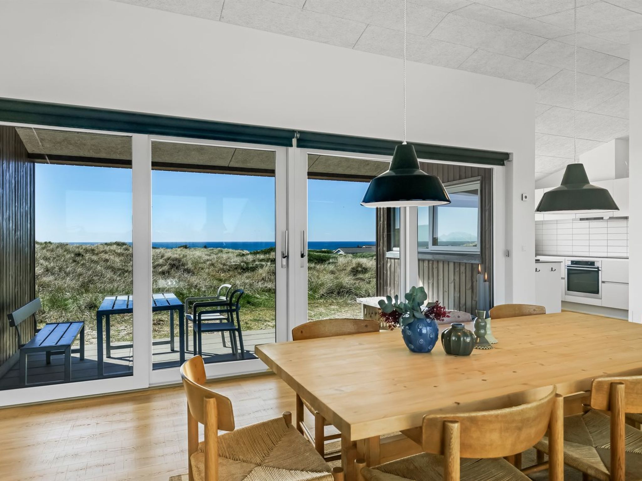 "Carit" - 450m from the sea - Binnen