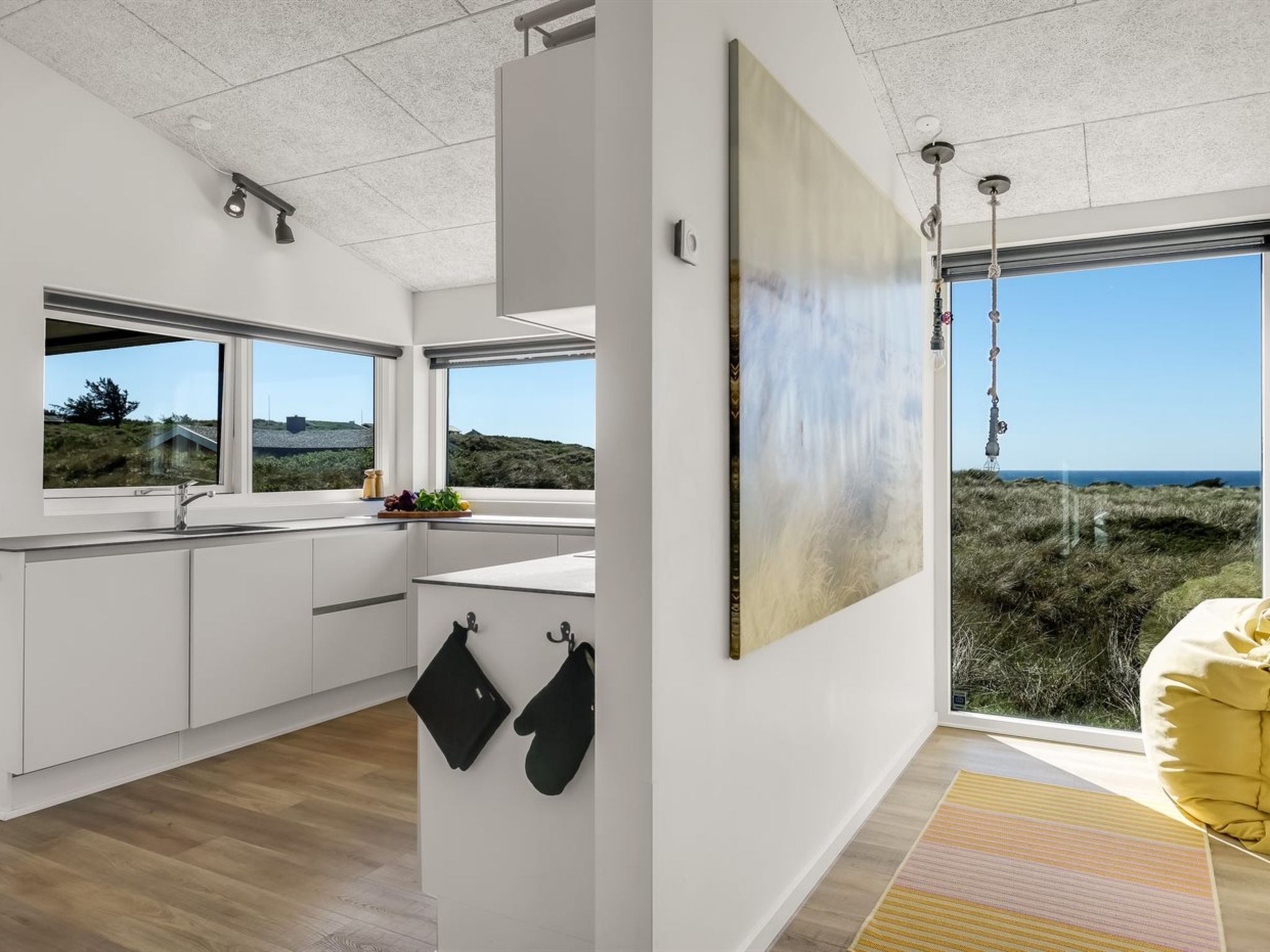 "Carit" - 450m from the sea - Binnen