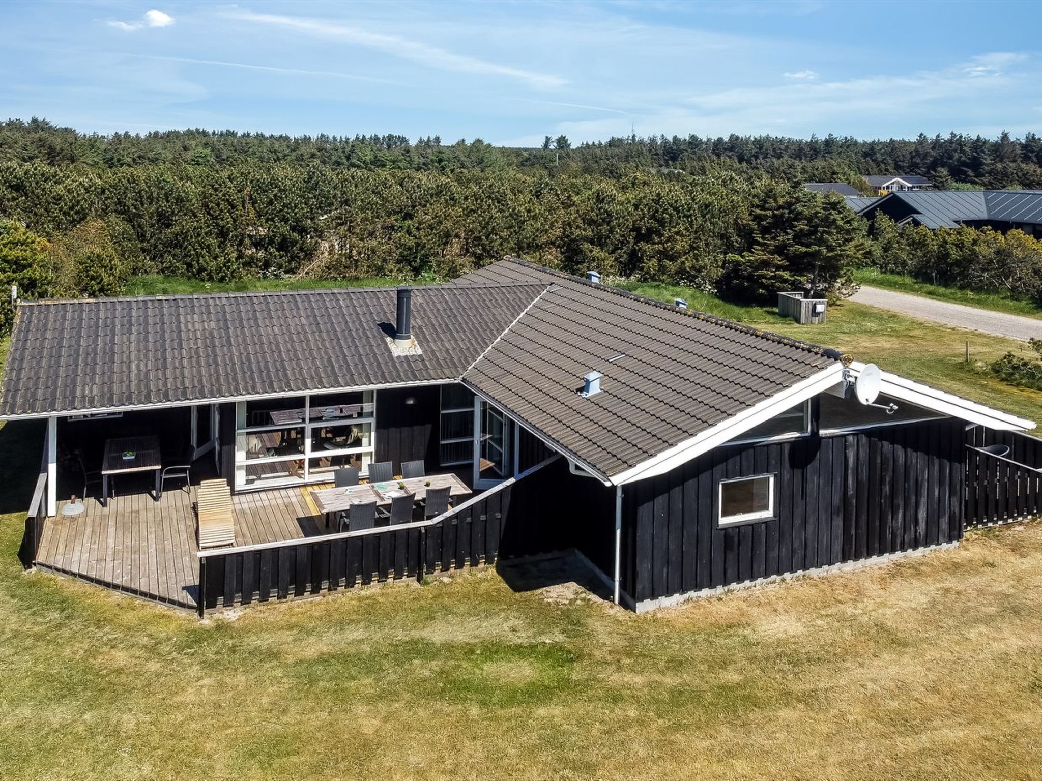 "Juris" - 950m from the sea