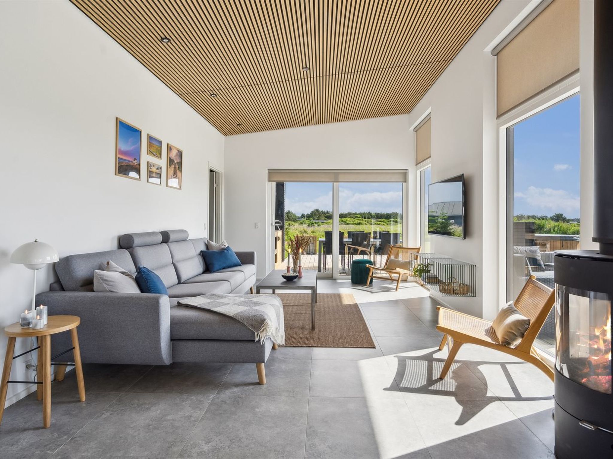 "Lyder" - 400m from the sea