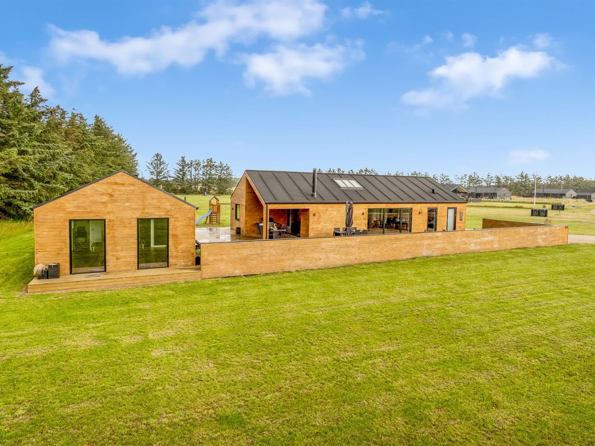 "Udder" - 1.5km from the sea - Buiten