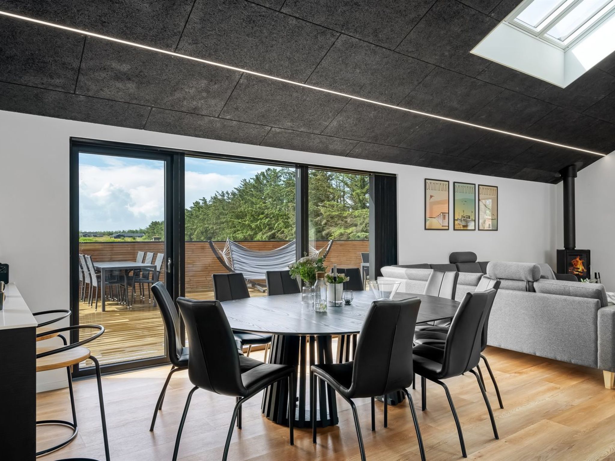 "Udder" - 1.5km from the sea-Binnen