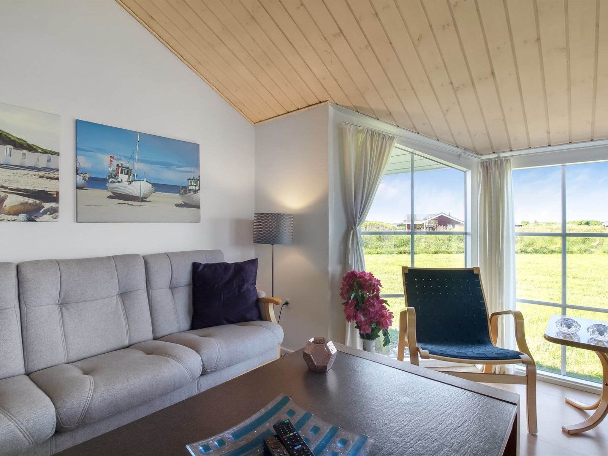 "Winona" - 600m from the sea - Binnen