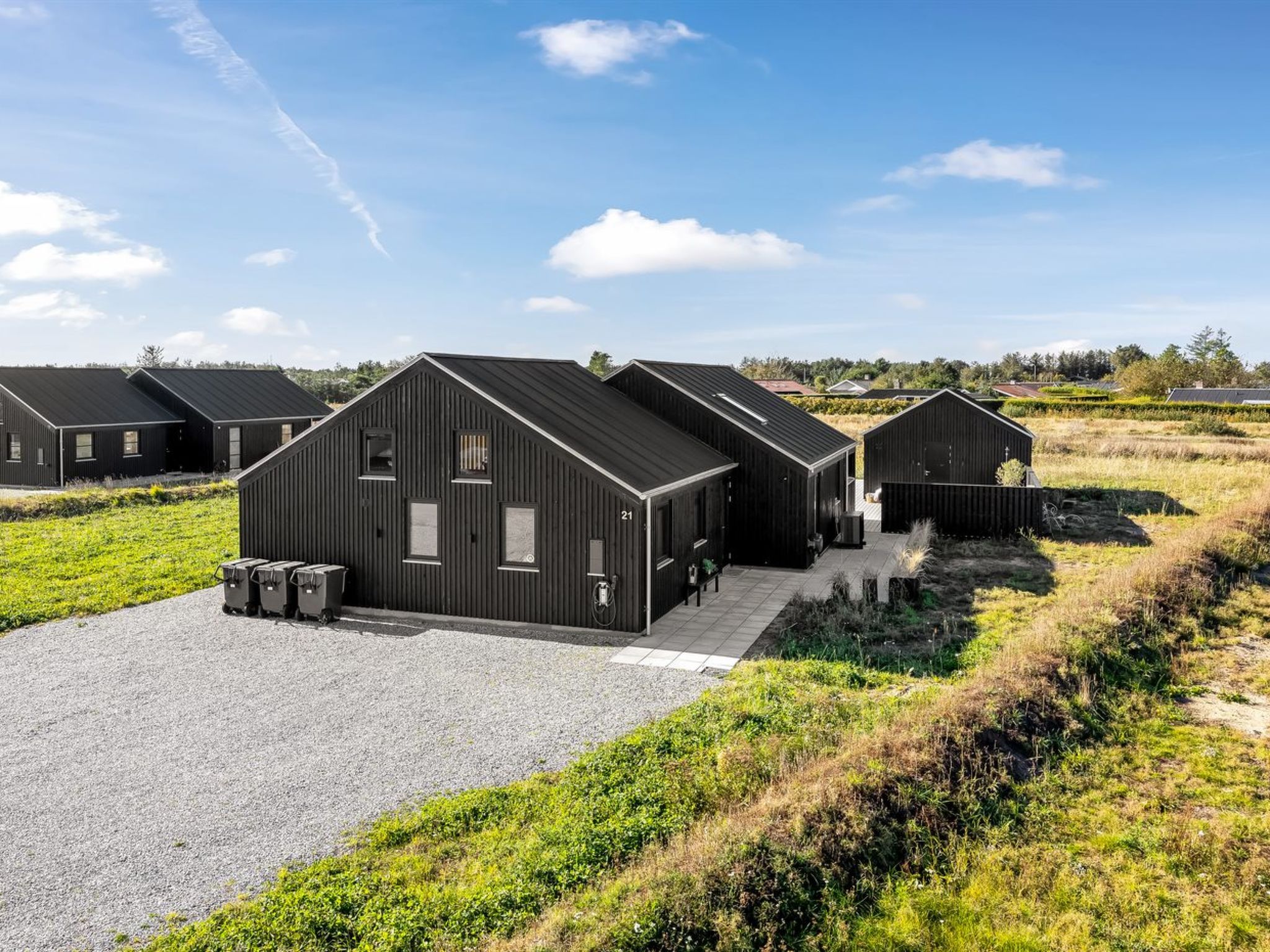 "Stenkil" - 1.2km from the sea - Buiten