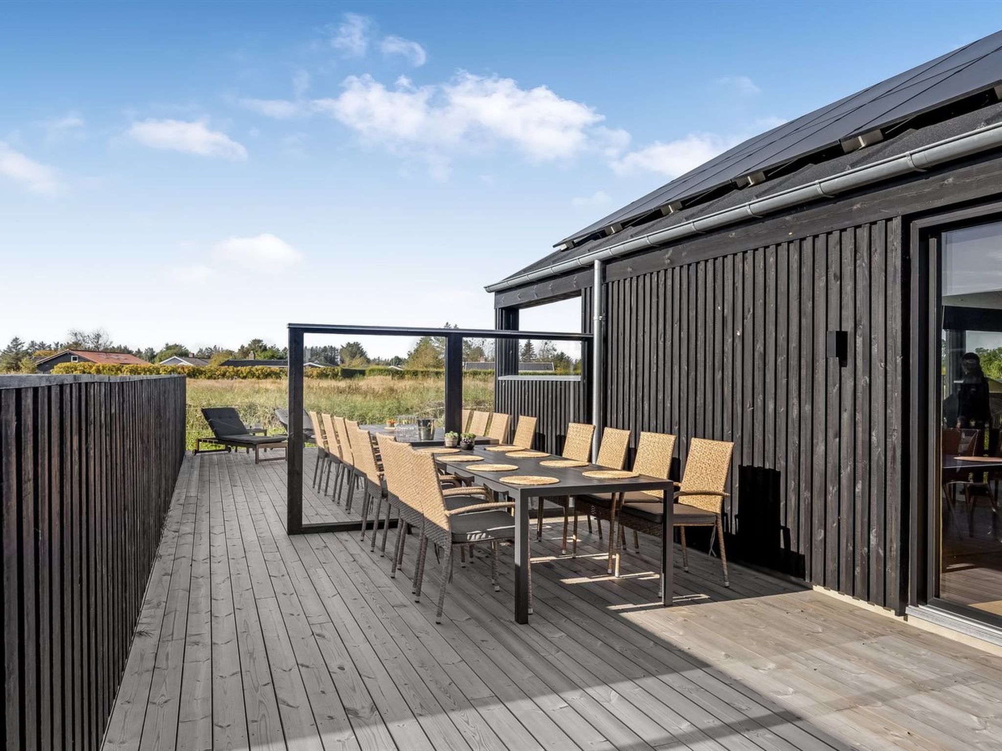 "Stenkil" - 1.2km from the sea-Buiten