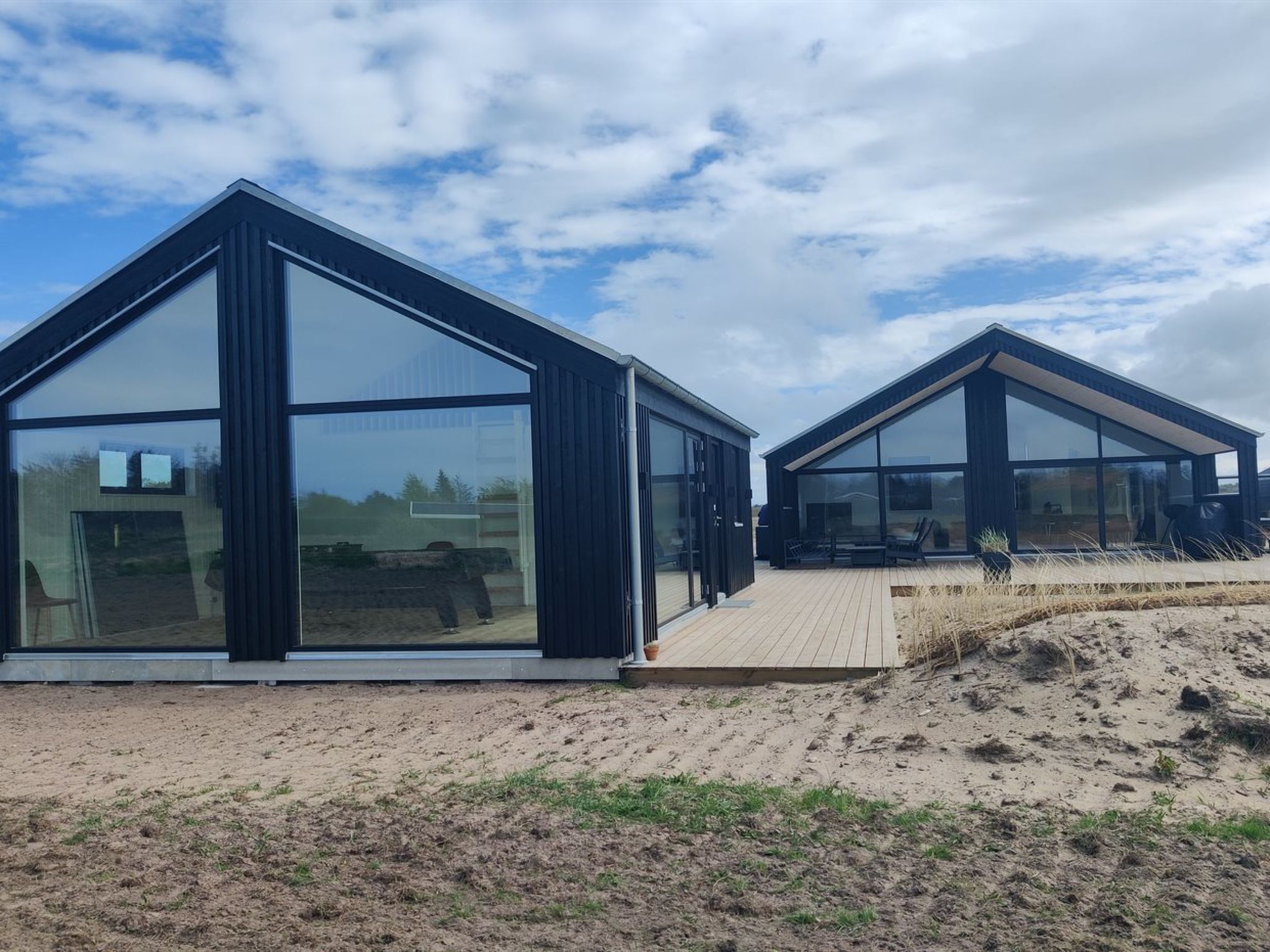 "Stenkil" - 1.2km from the sea-Buiten