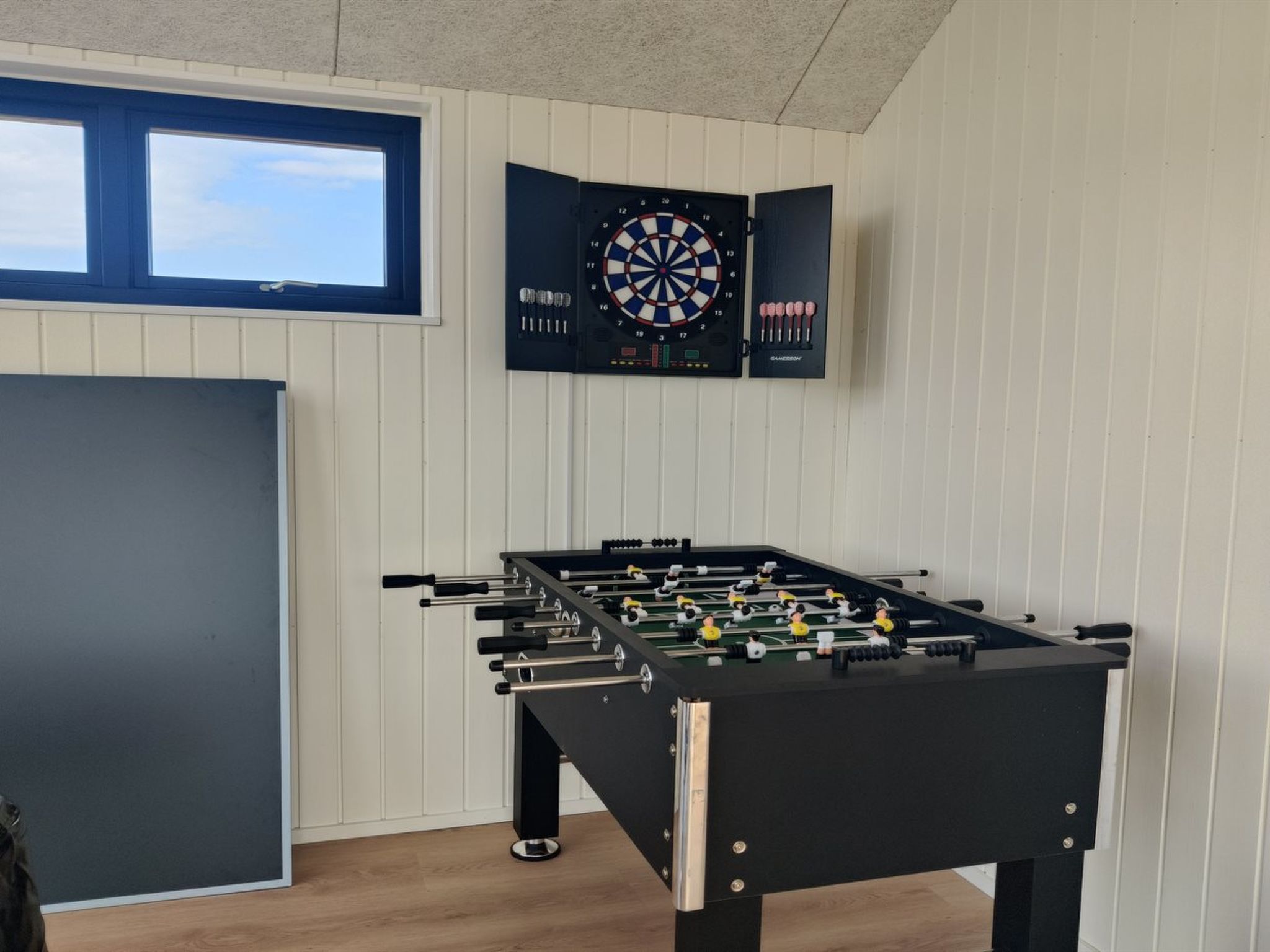 "Stenkil" - 1.2km from the sea - Binnen
