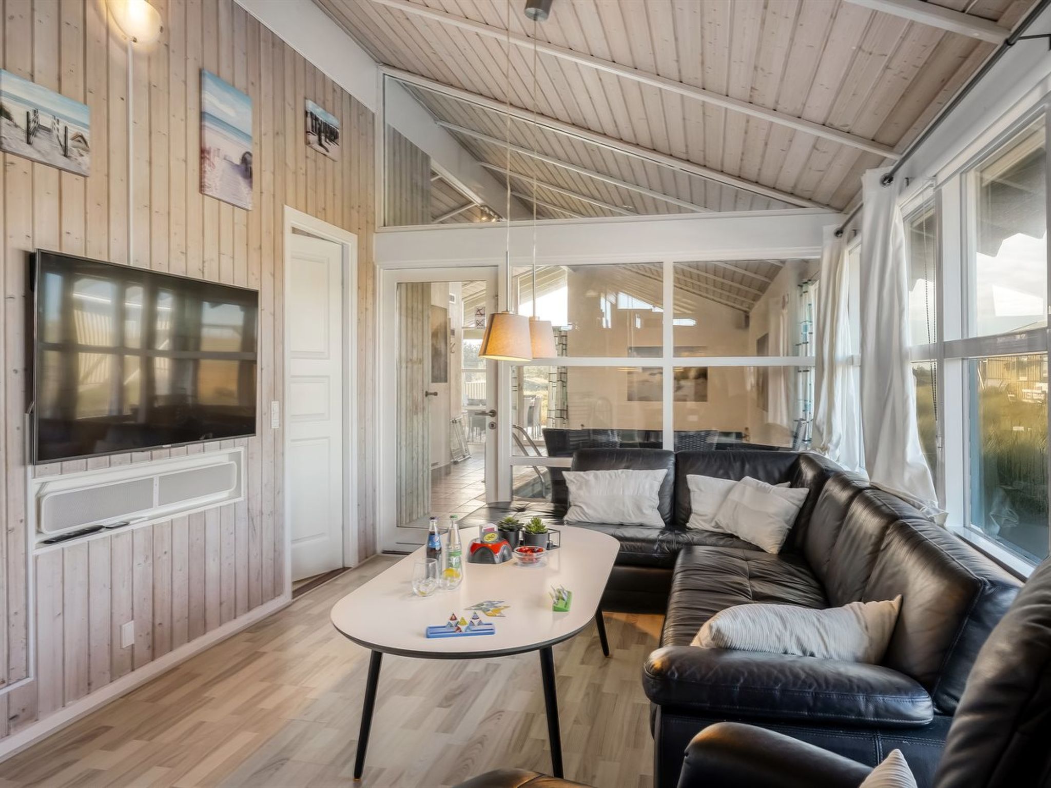 "Adrienne" - 490m from the sea-Binnen