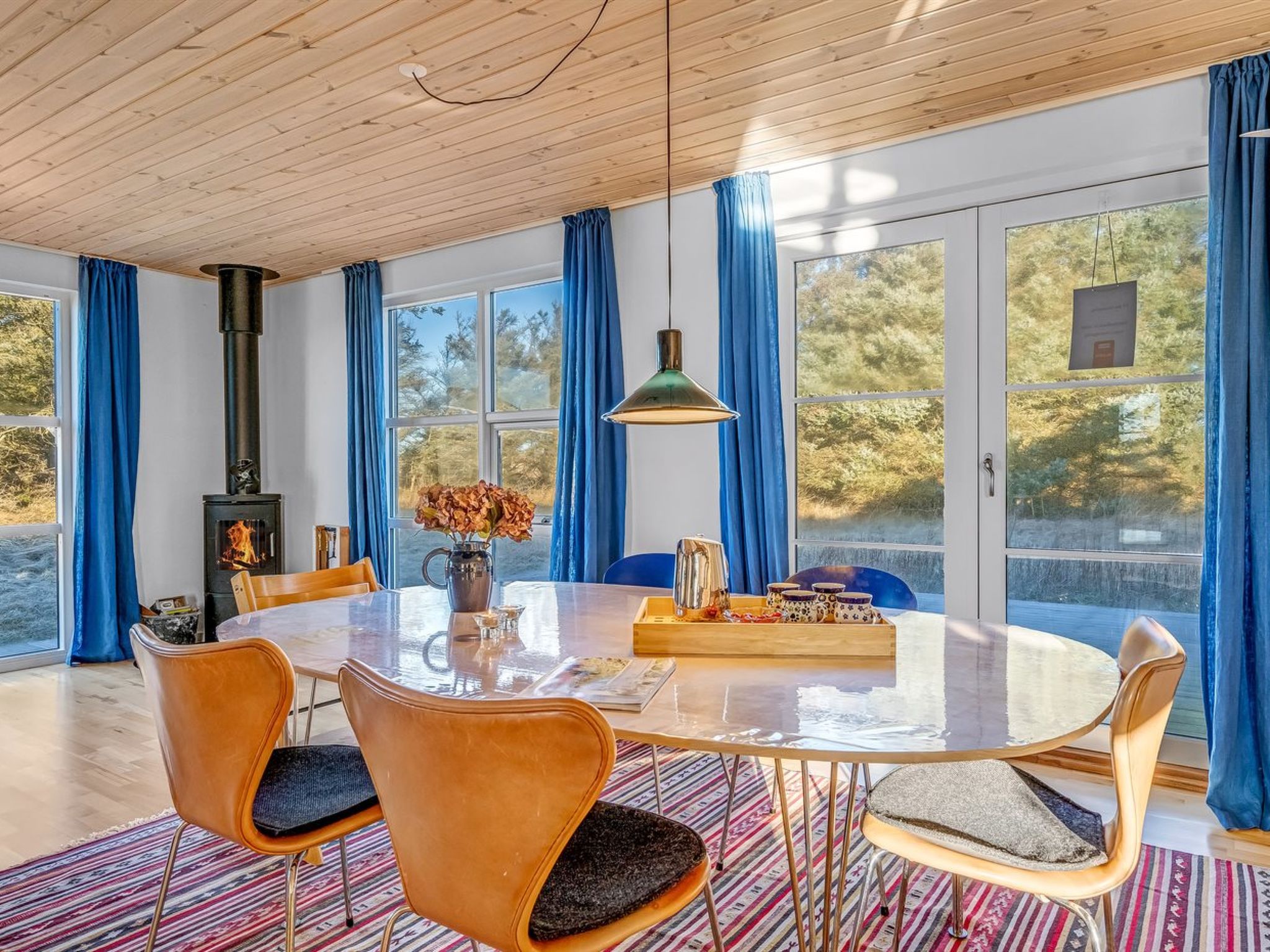 "Kaapo" - 300m from the sea-Binnen