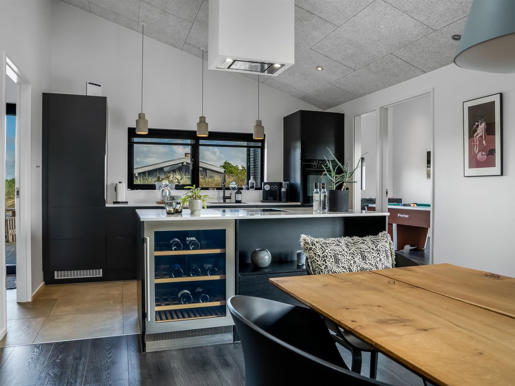 "Eriksine" - 750m from the sea-Binnen