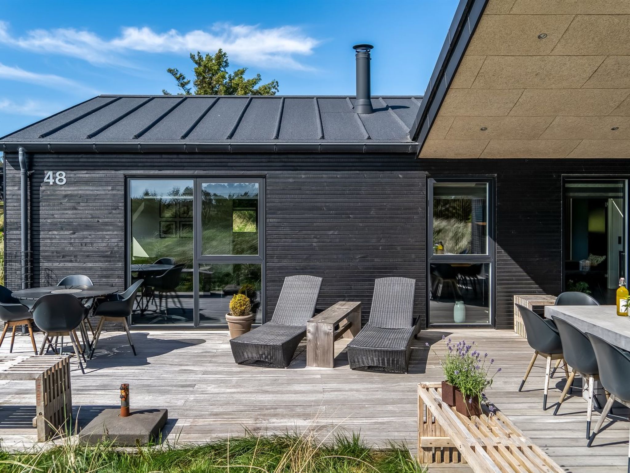 "Eriksine" - 750m from the sea-Buiten