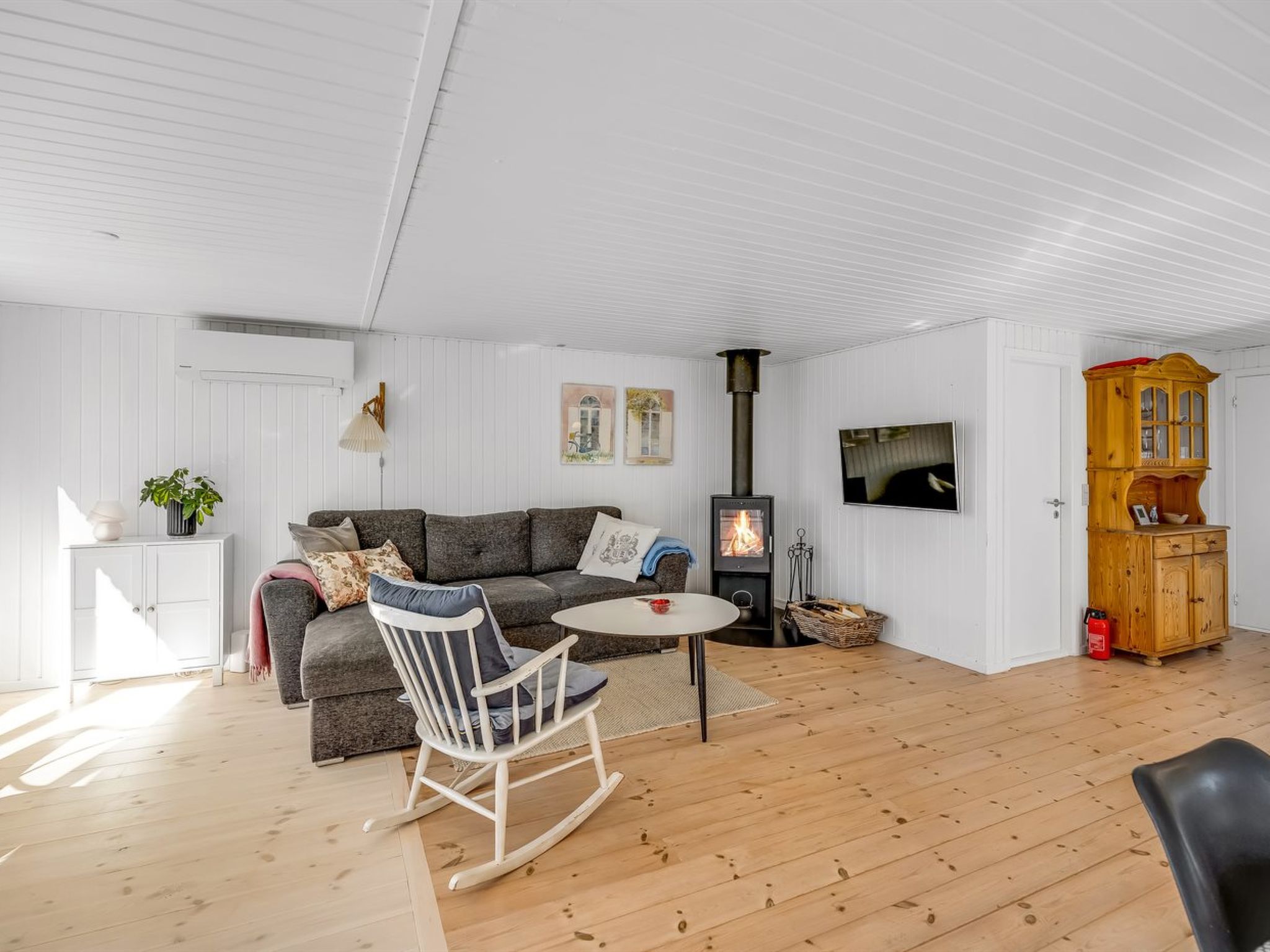 "Reeta" - 450m from the sea-Inside