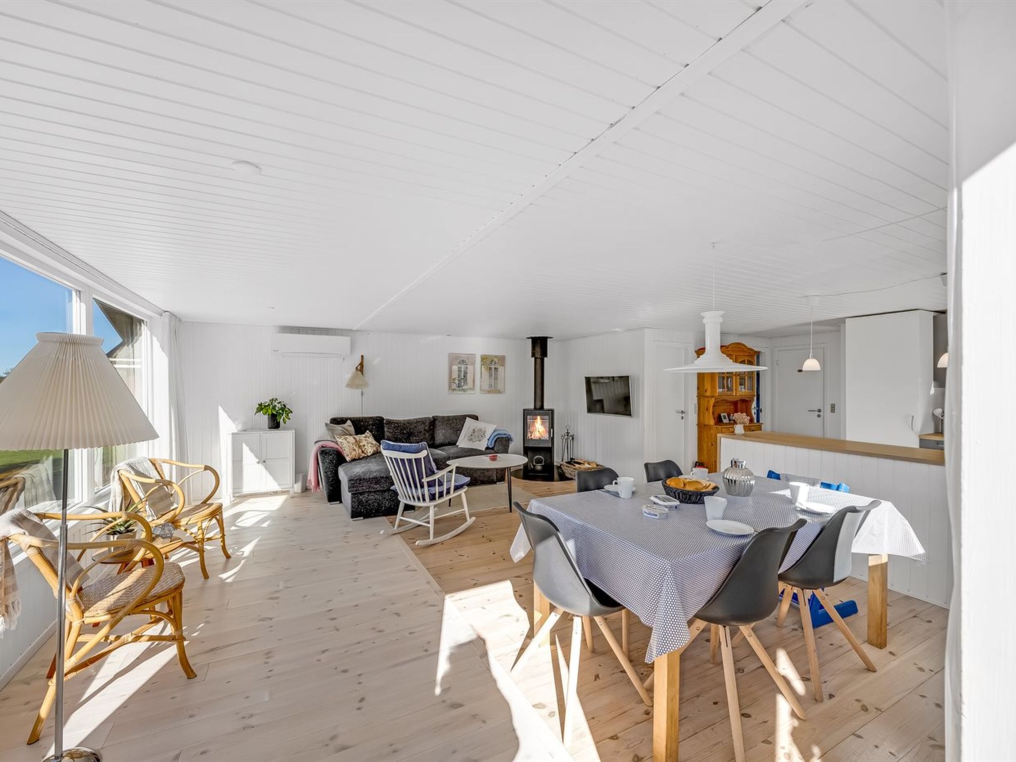 "Reeta" - 450m from the sea-Inside