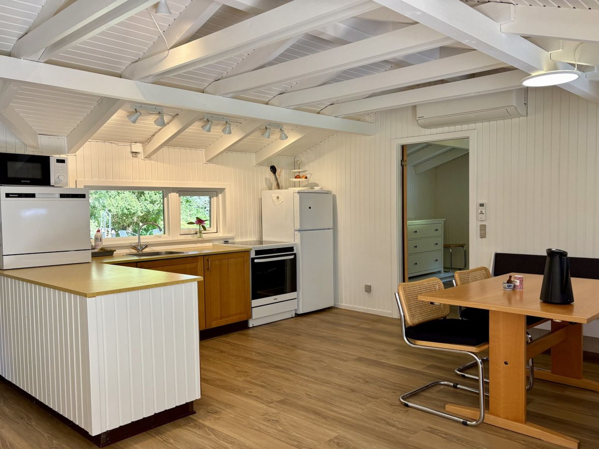 "Singa" - 1.5km from the sea-Binnen