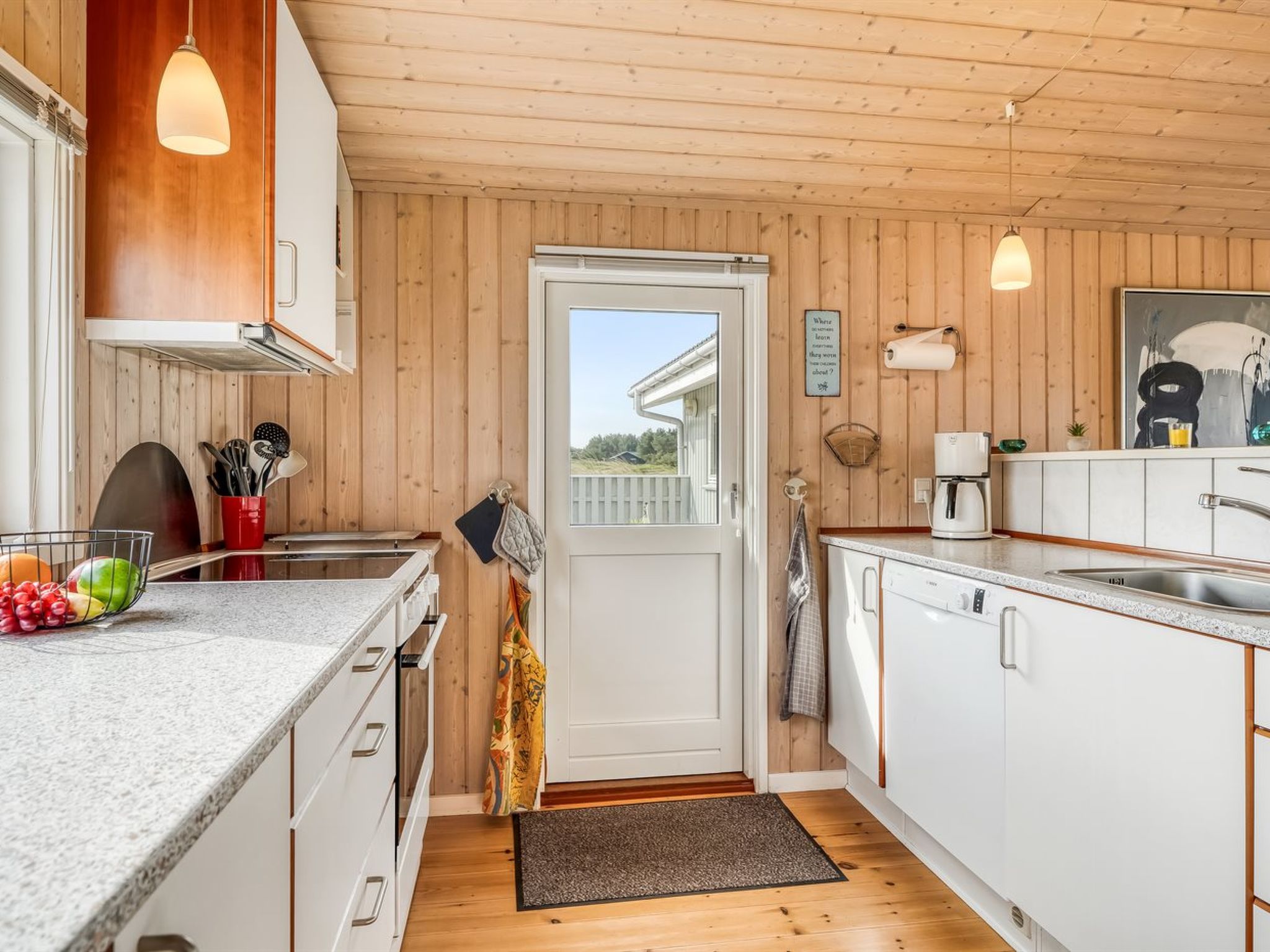 "Fridgerd" - 300m from the sea
