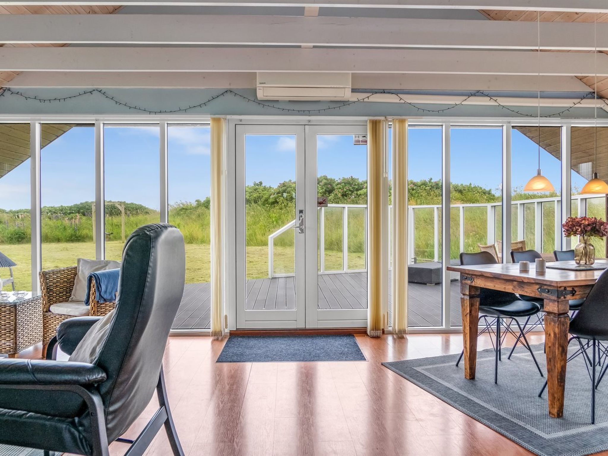 "Tjark" - 500m from the sea - Binnen
