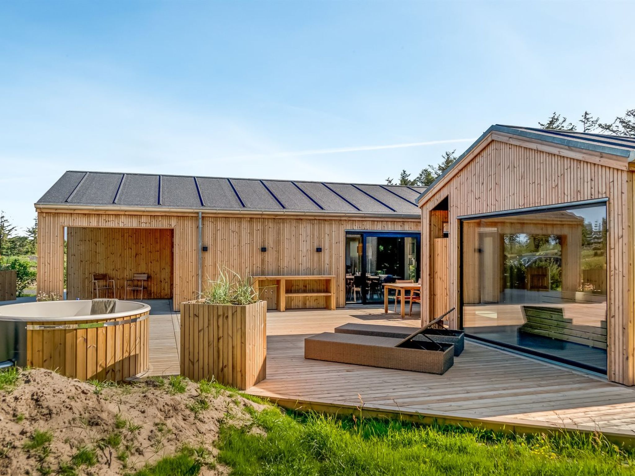 "Silja" - 900m from the sea - Buiten