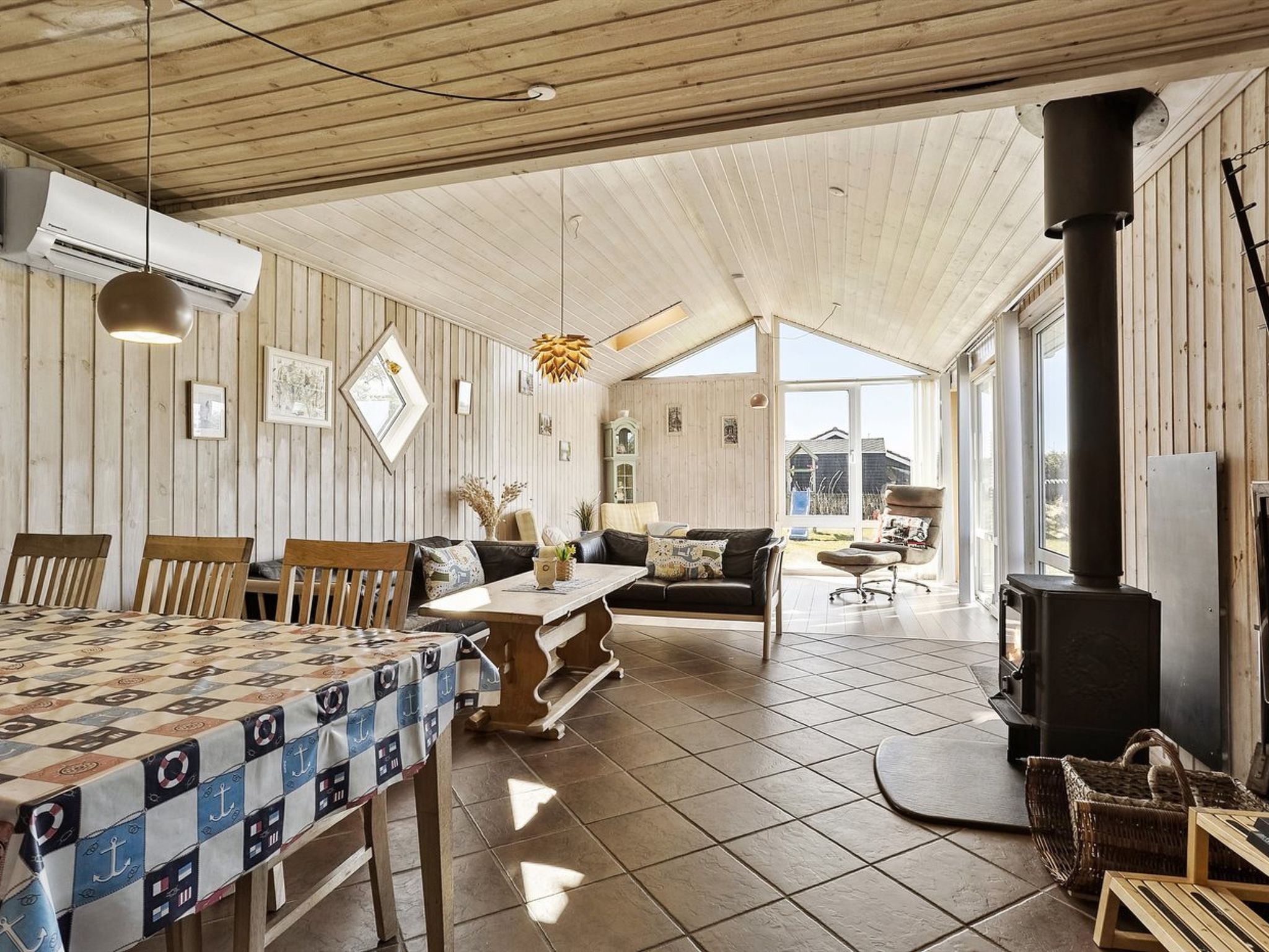 "Ofelia" - 1.2km from the sea-Inside