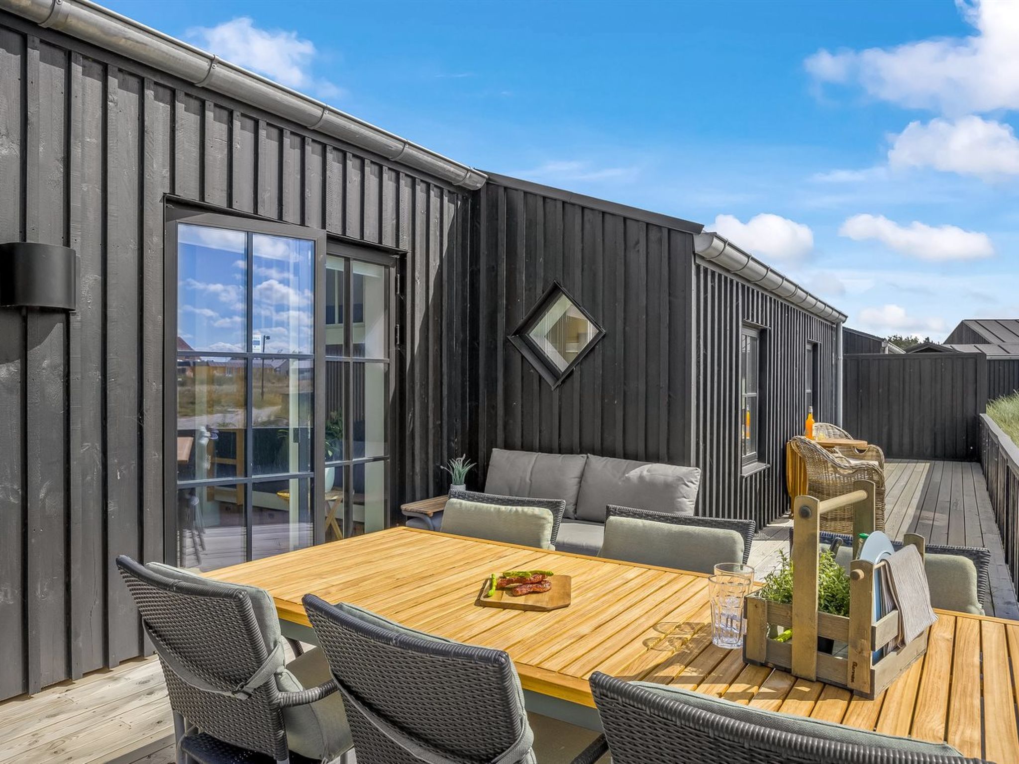 "Tjure" - 500m from the sea-Buiten