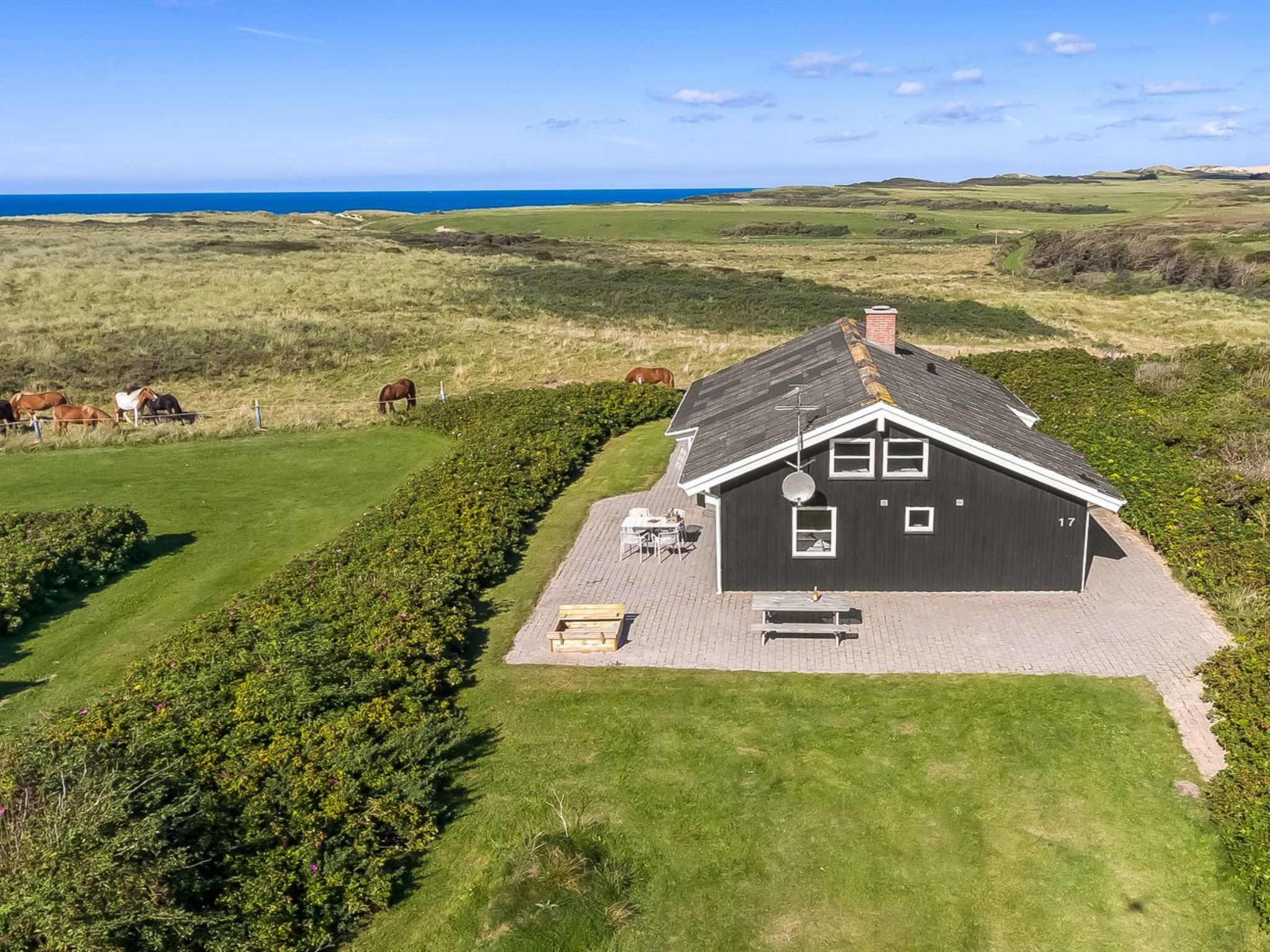 "Aiana" - 300m from the sea-Buiten