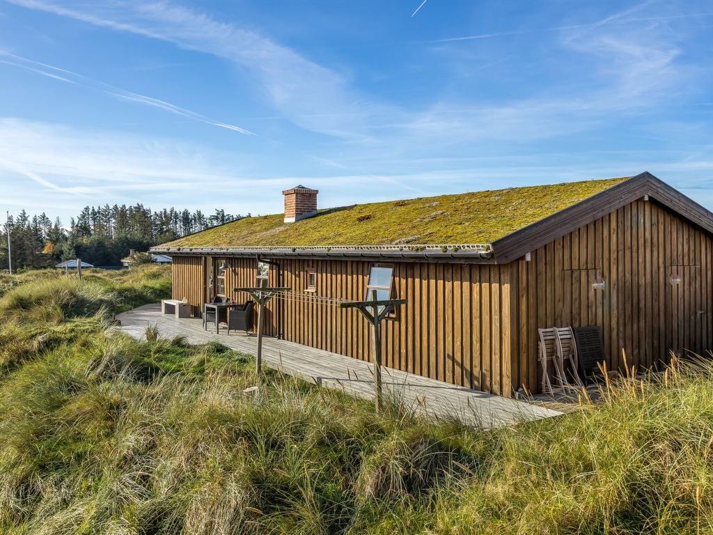 'Sigbritt' - 750m from the sea