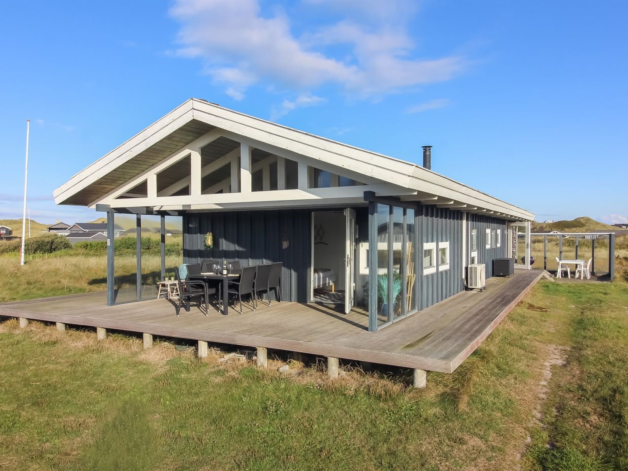 "Kanutte" - 250m from the sea - Buiten