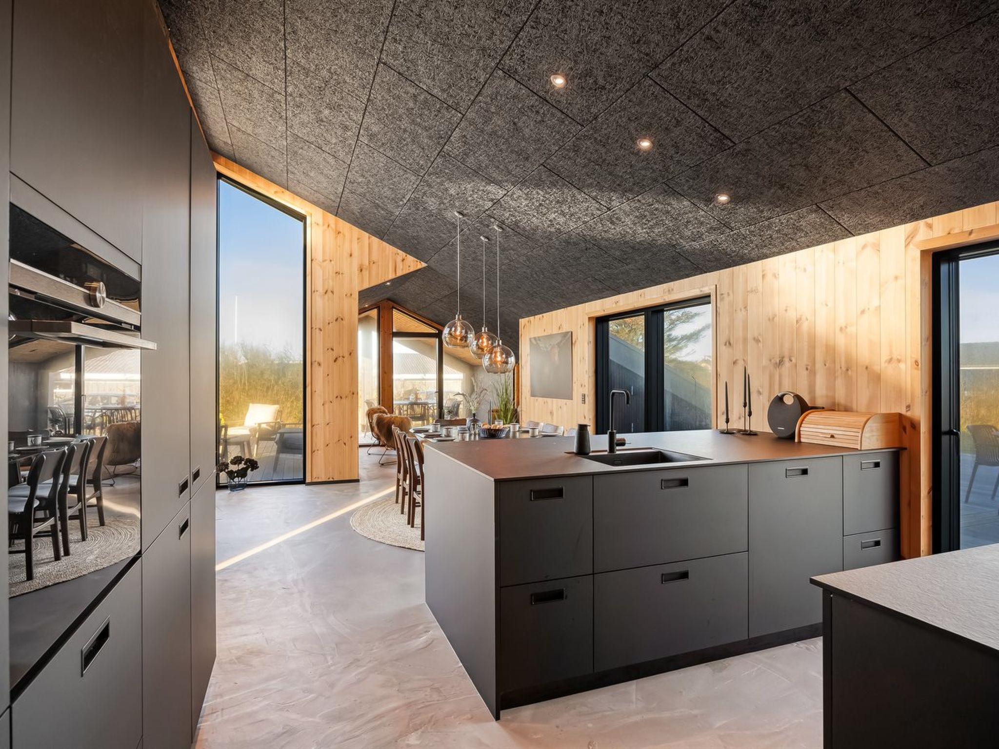 "Elisabet" - 400m from the sea-Dedans