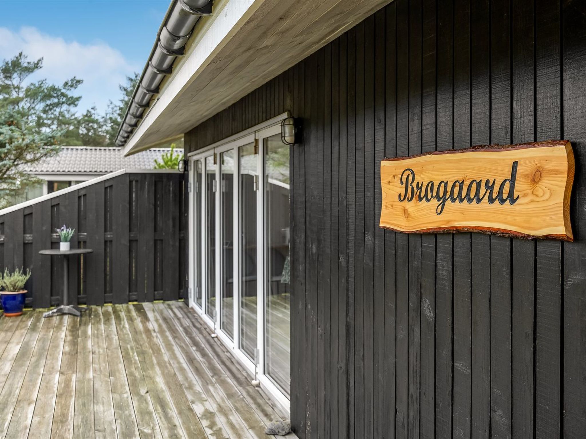 "Gidske" - 850m from the sea - Outside