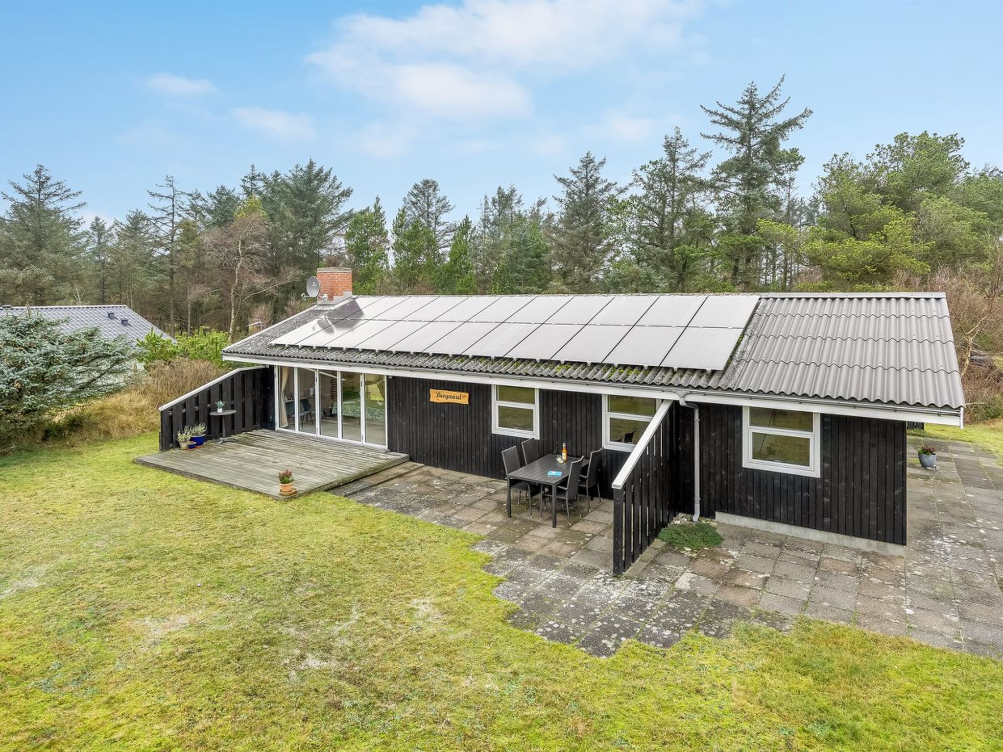 "Gidske" - 850m from the sea - Outside