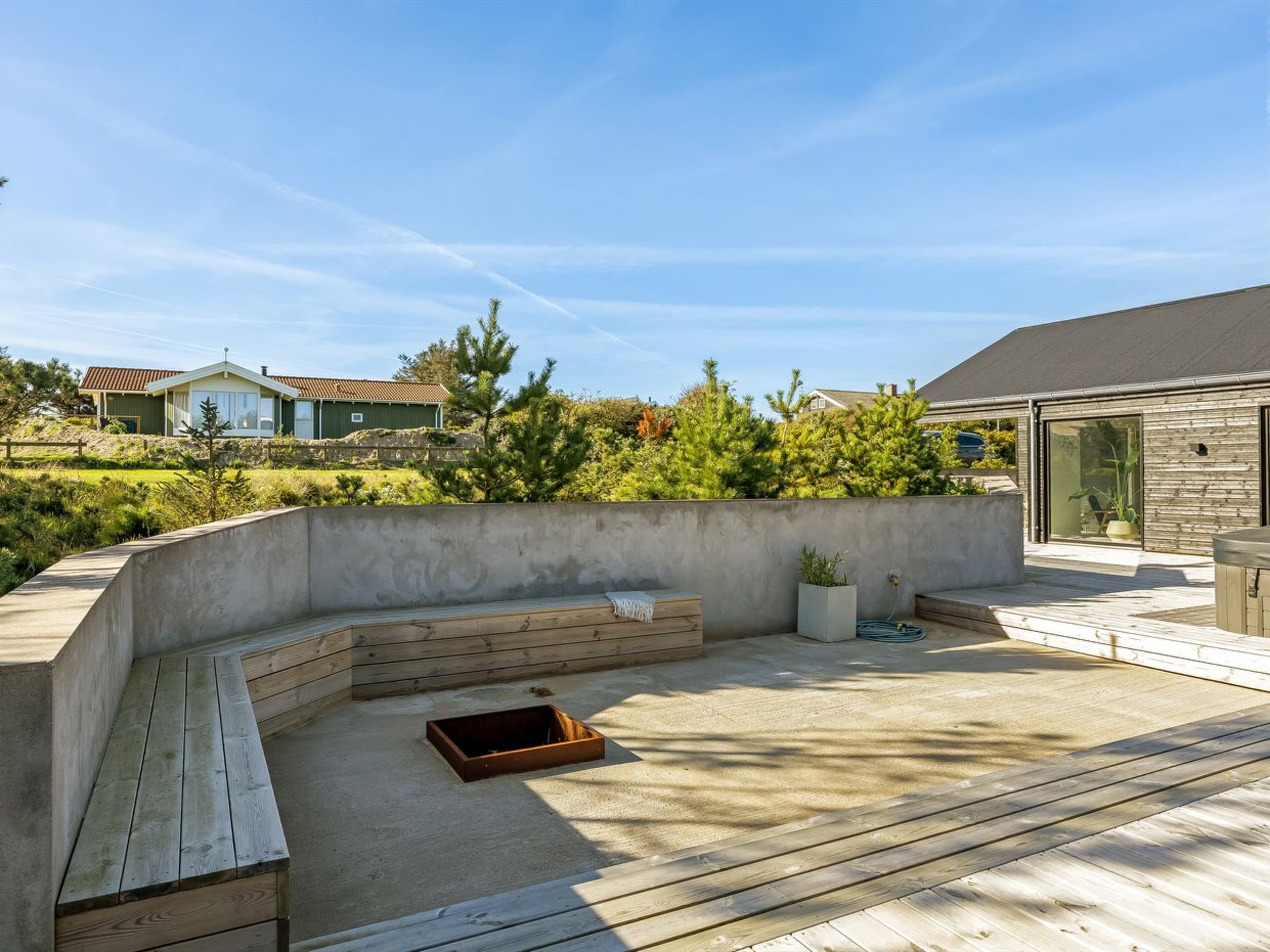 "Gudrid" - 400m from the sea-Outside