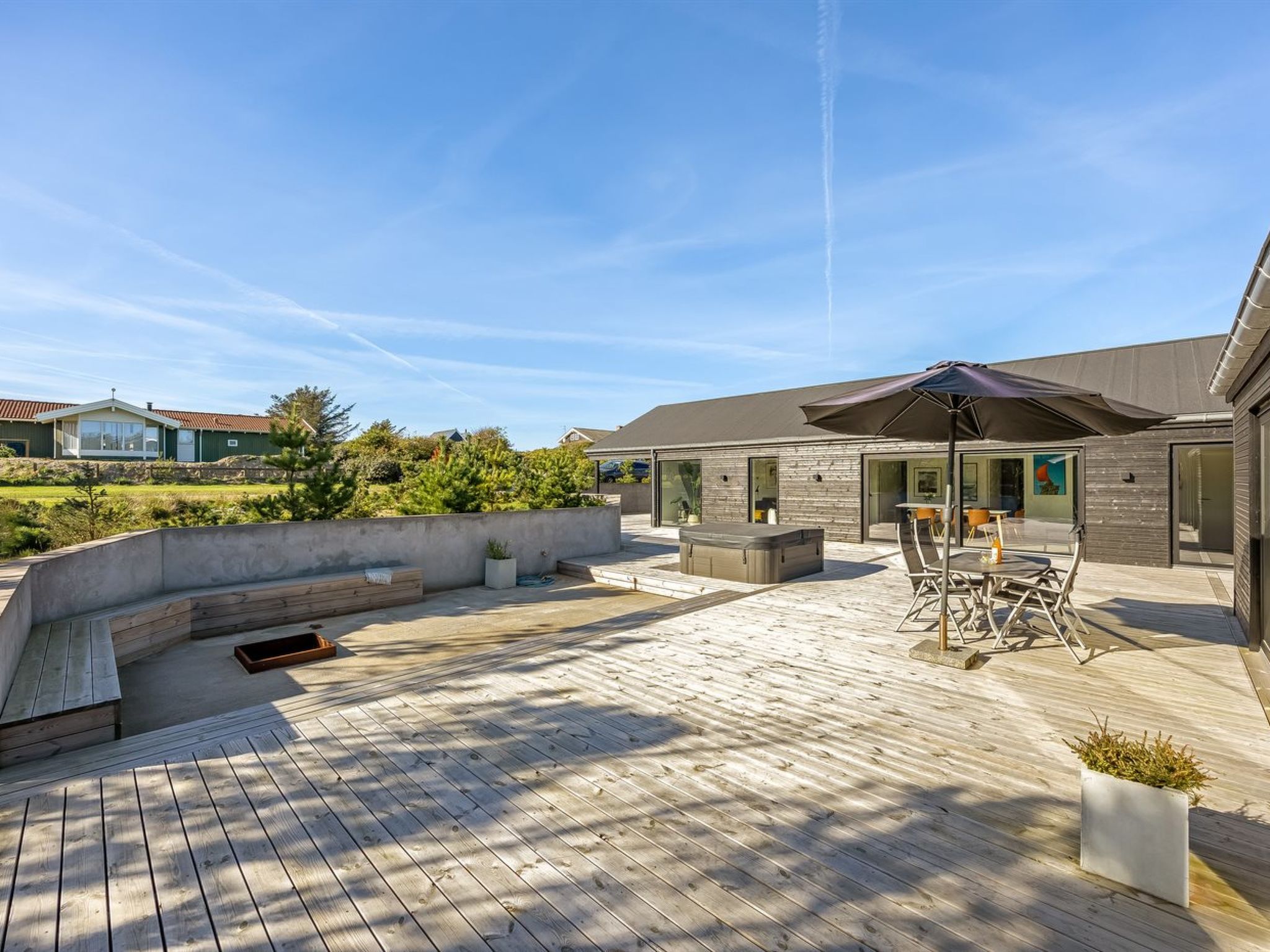 "Gudrid" - 400m from the sea-Outside