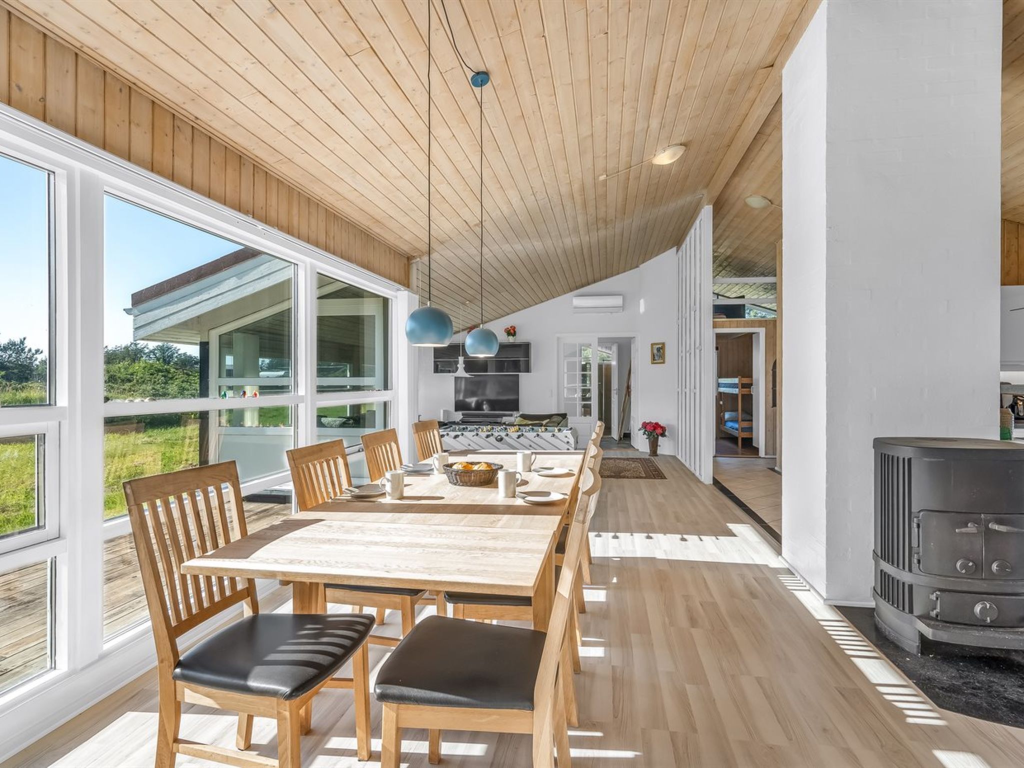 "Peder" - 700m from the sea-Binnen