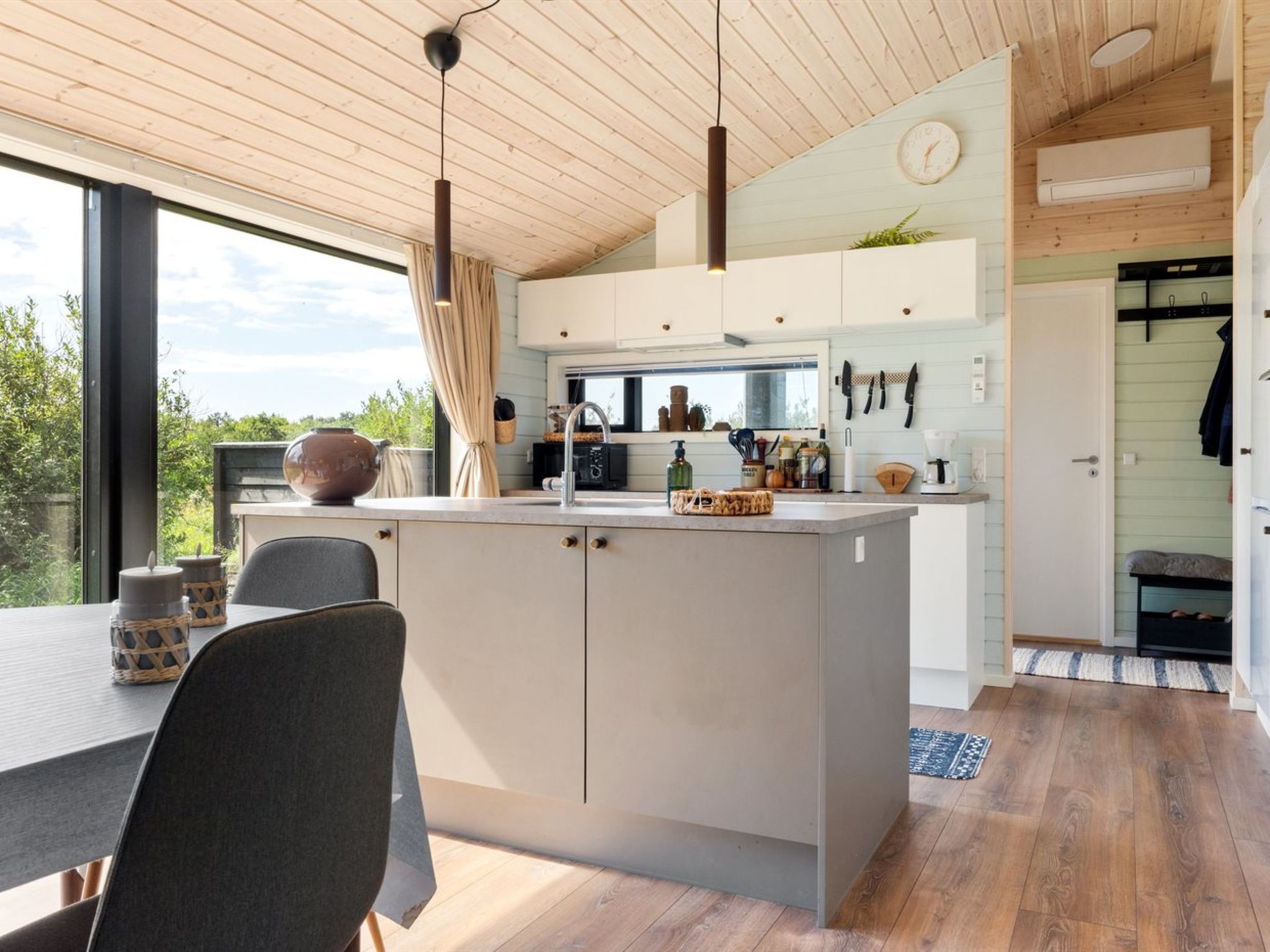 "Afkar" - 900m from the sea - Binnen