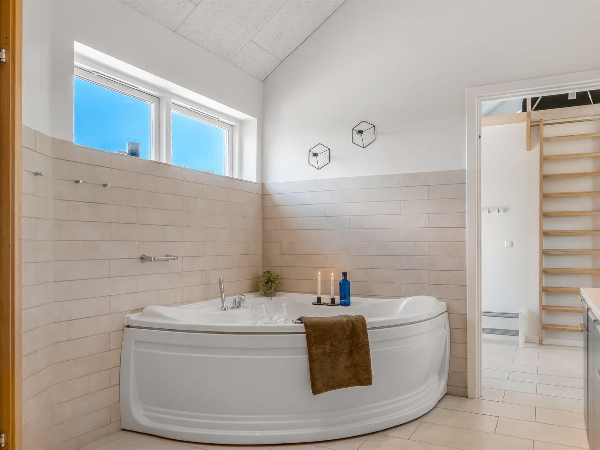 "Jonas" - 450m from the sea-Drinnen