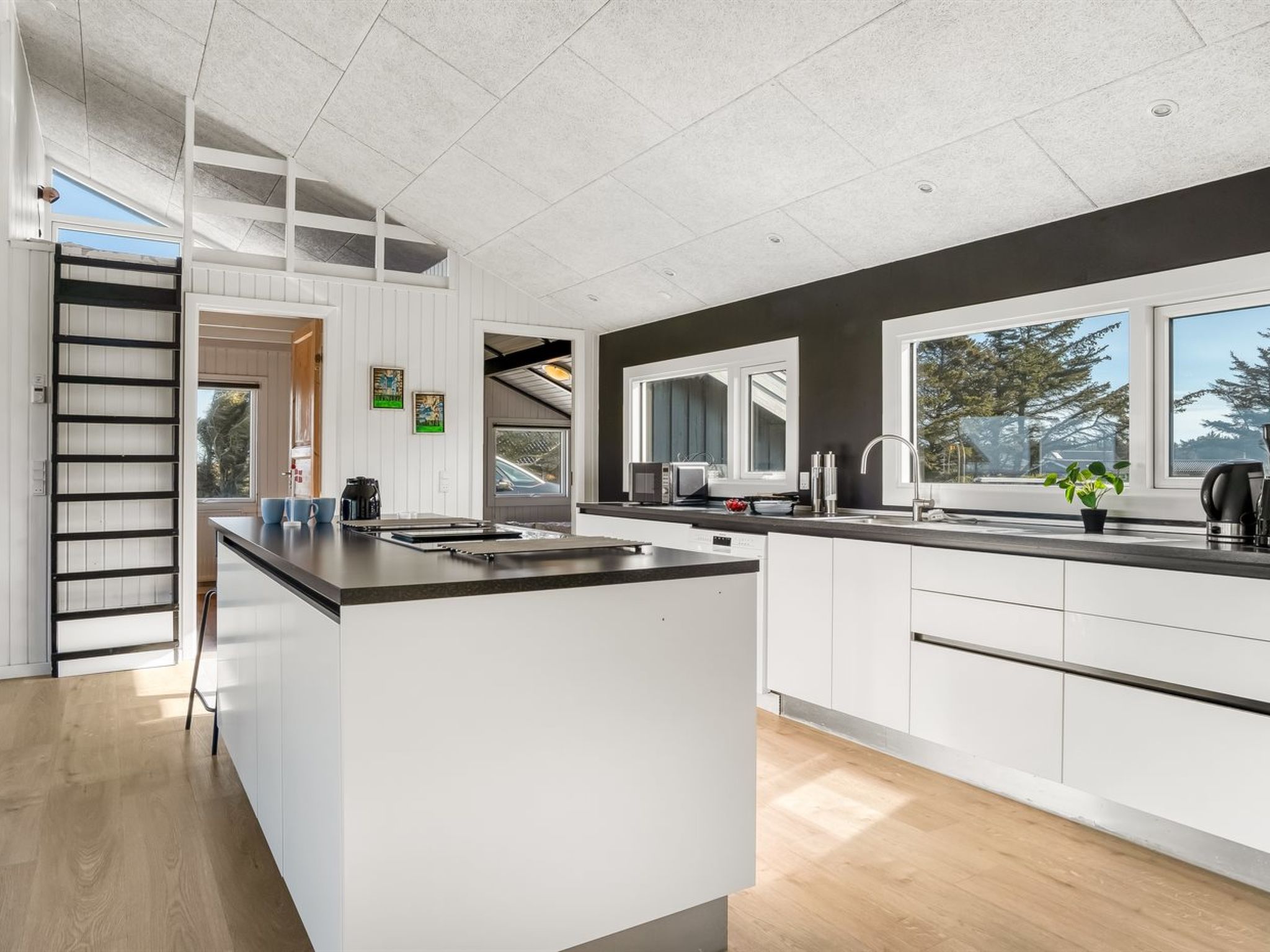 "Månviva" - 250m from the sea-Binnen