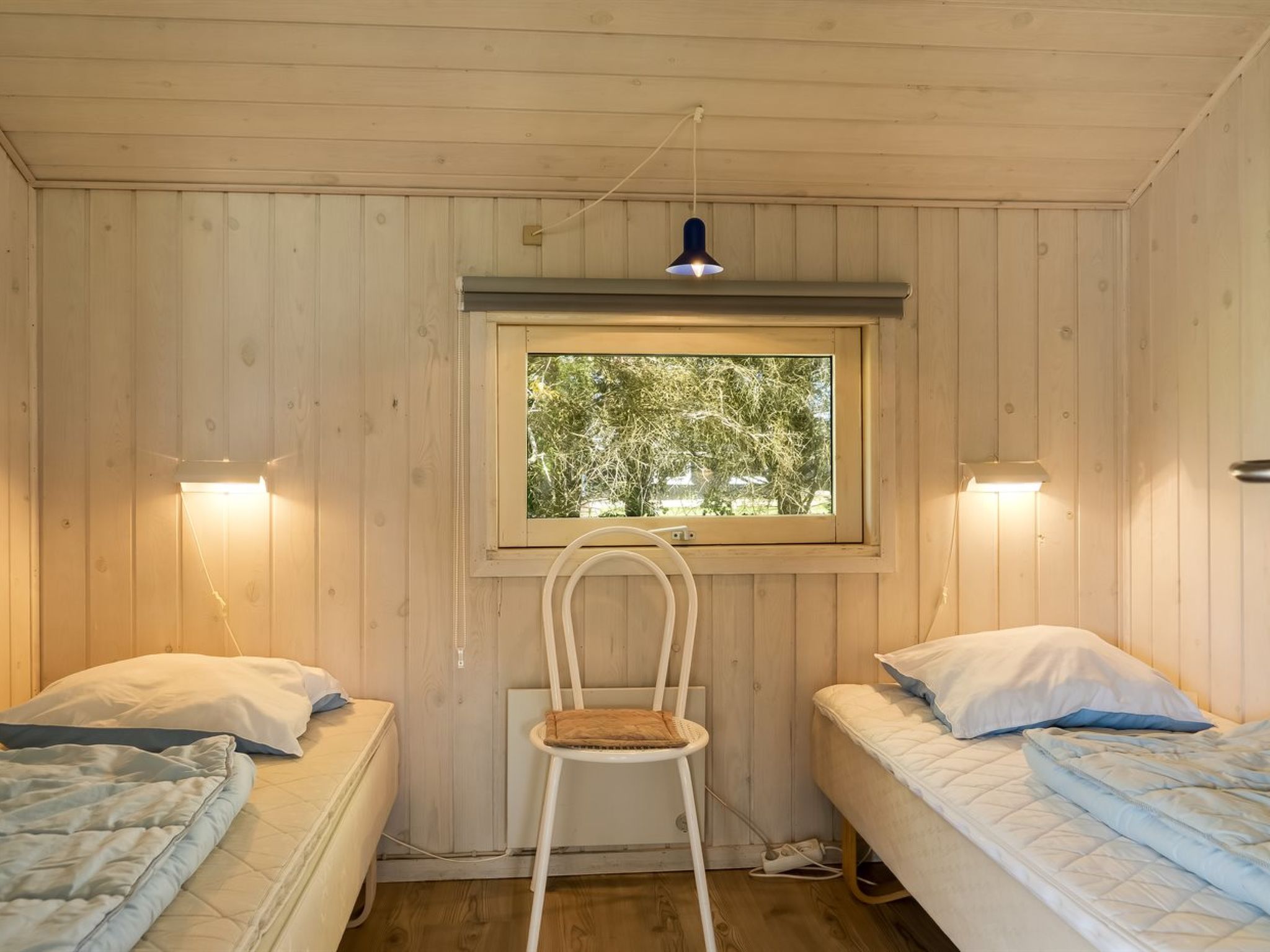 "Annvy" - 875m from the sea-Binnen