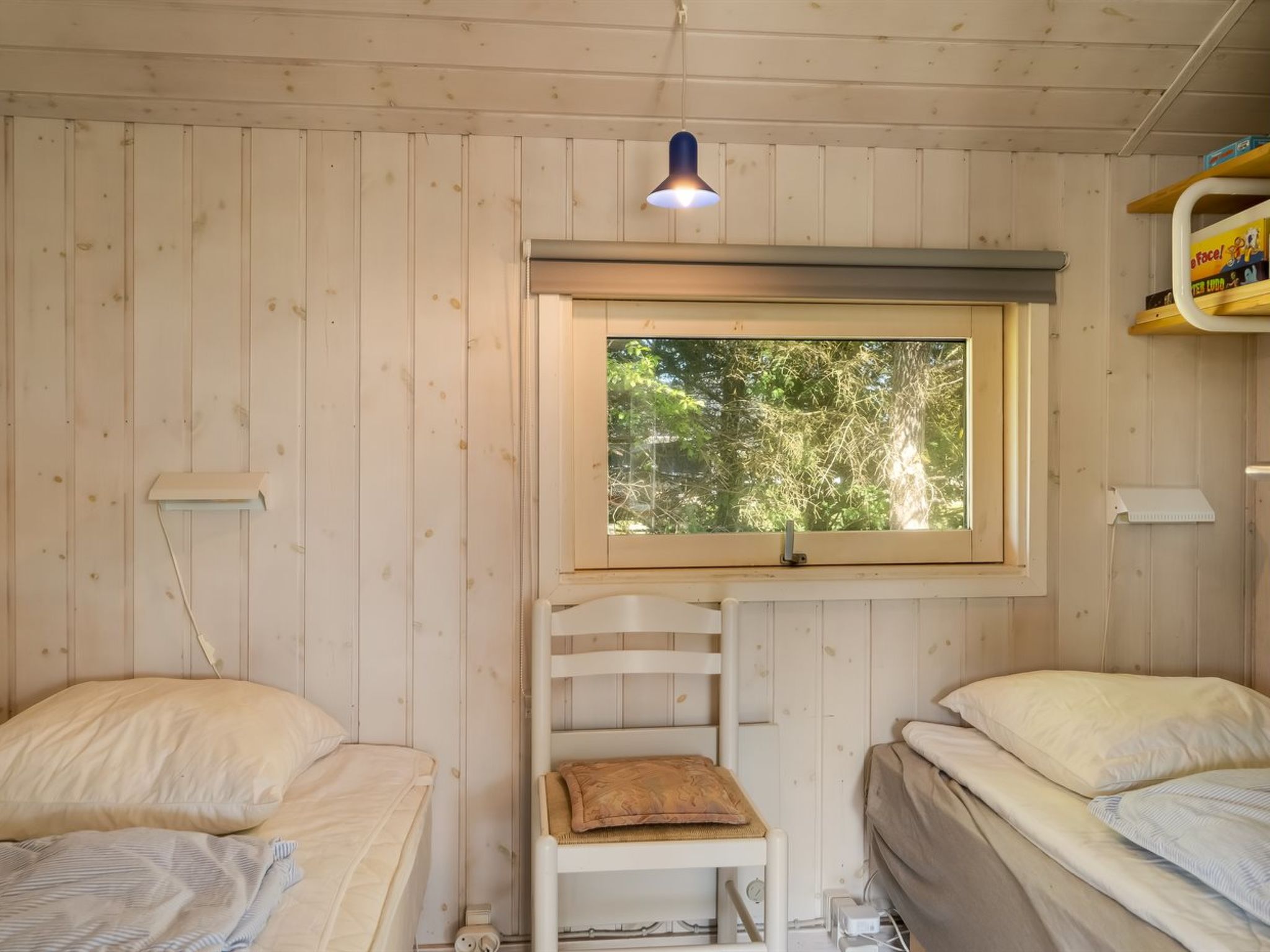 "Annvy" - 875m from the sea-Binnen