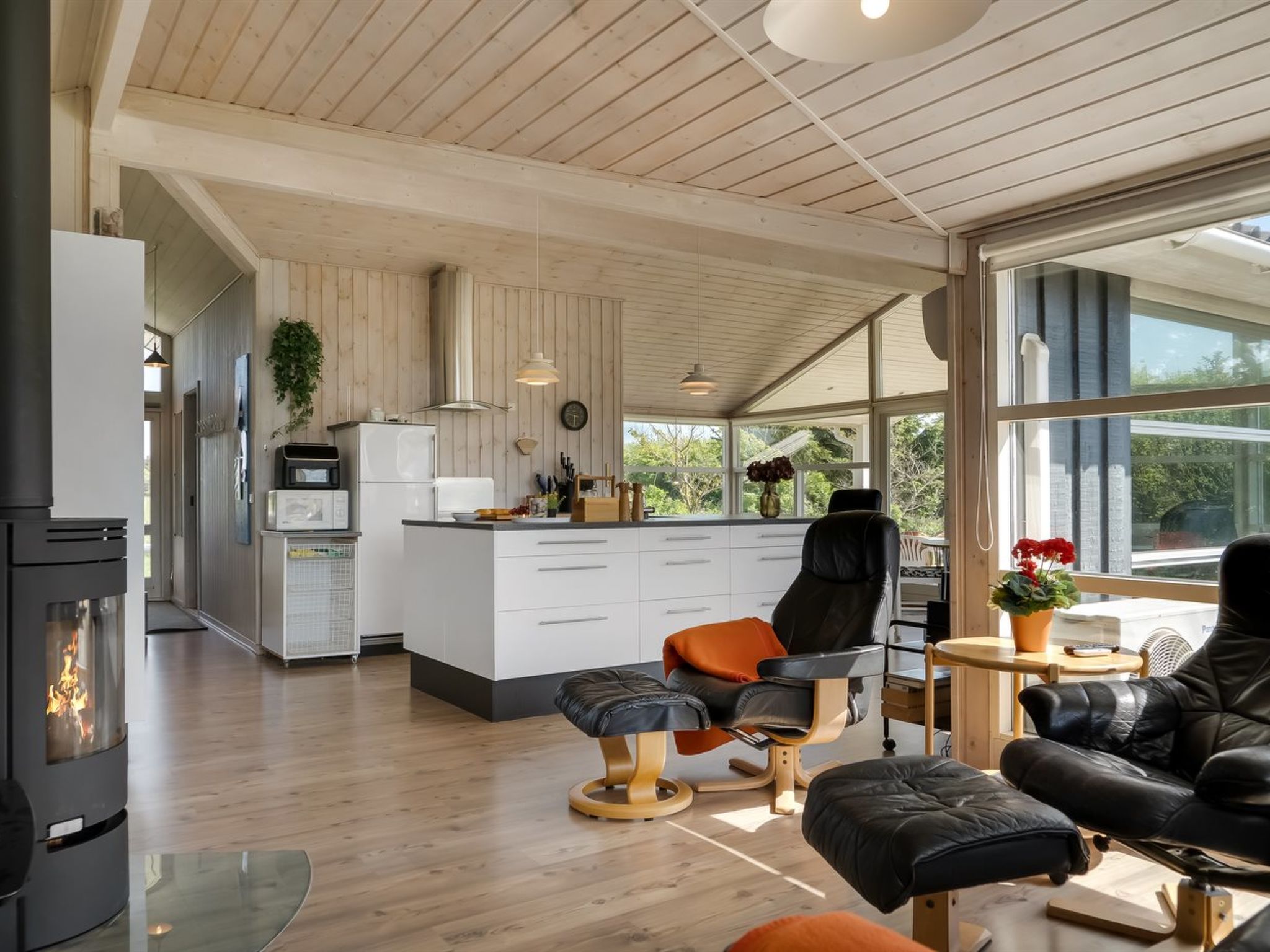 "Annvy" - 875m from the sea-Binnen