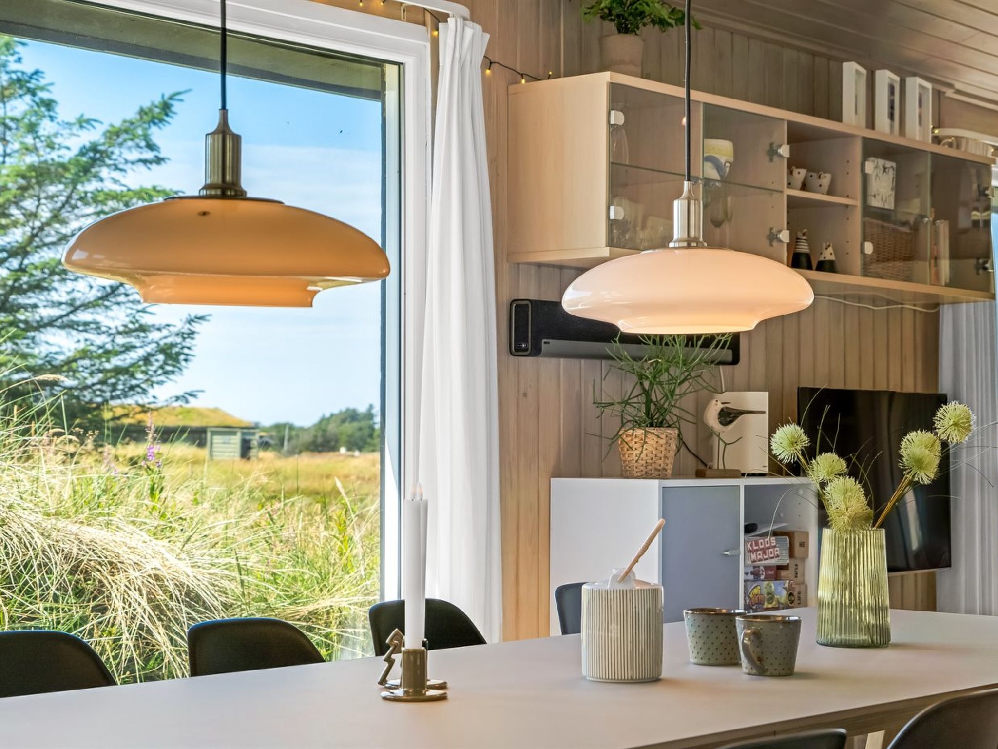 "Virpi" - 1.1km from the sea - Binnen