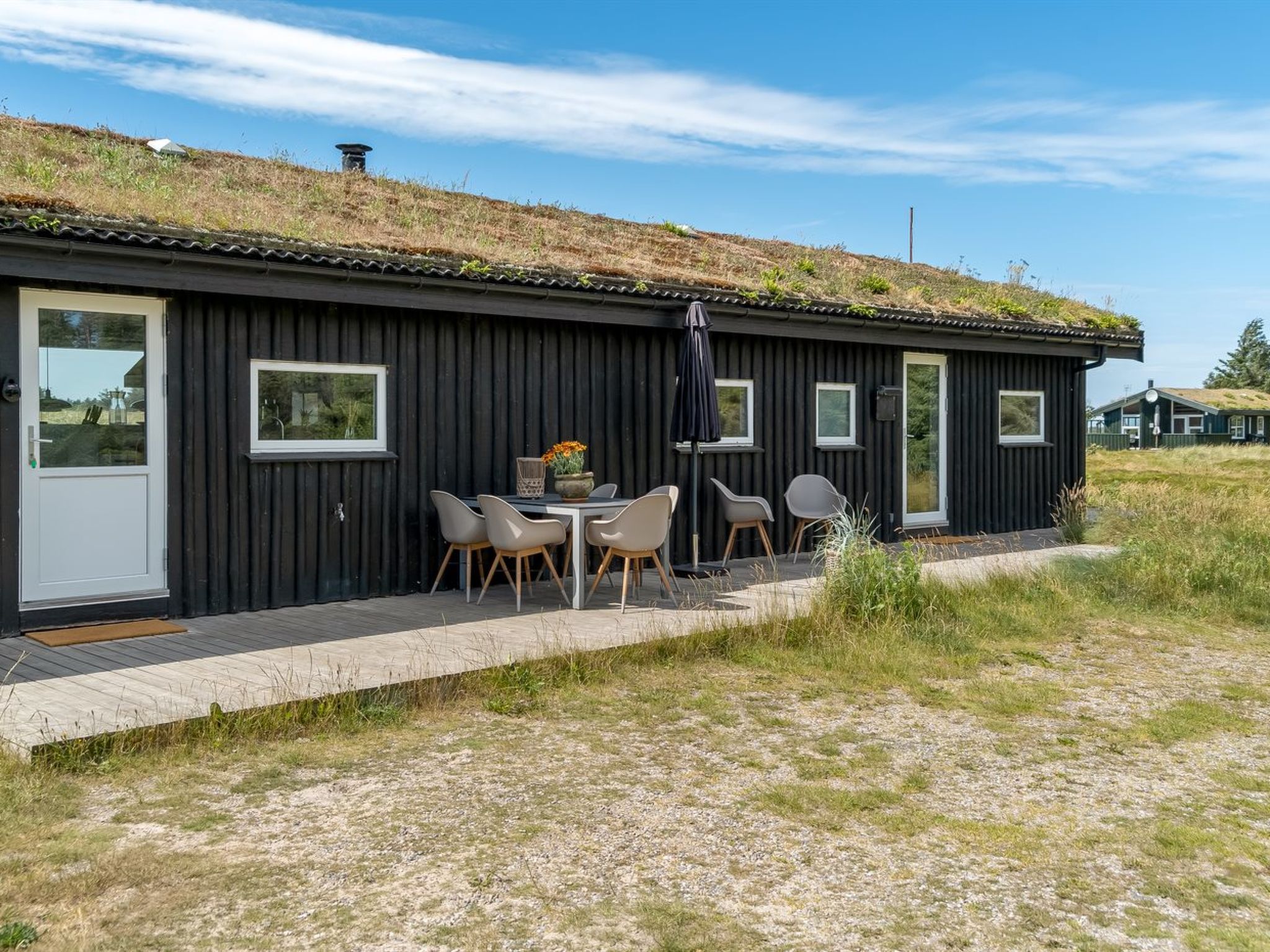"Virpi" - 1.1km from the sea - Buiten